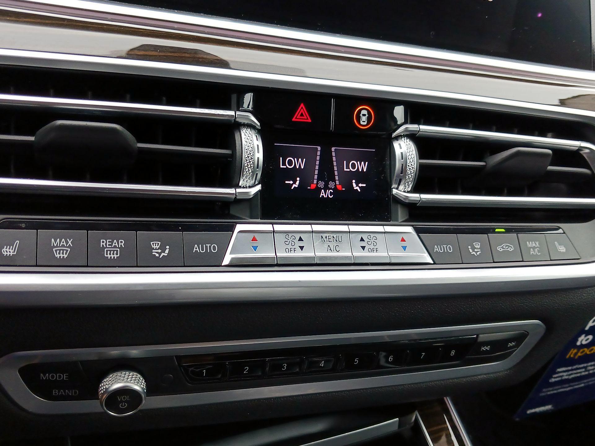 Thumbnail: 2020 BMW X7 - 15