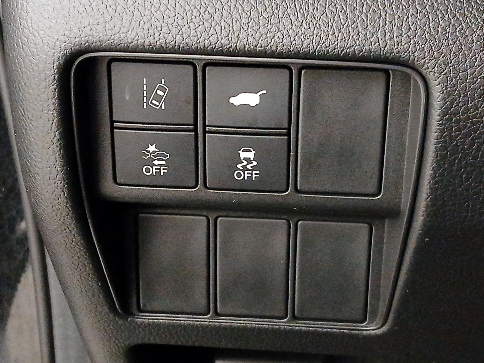 Thumbnail: 2017 Honda CR-V - 13