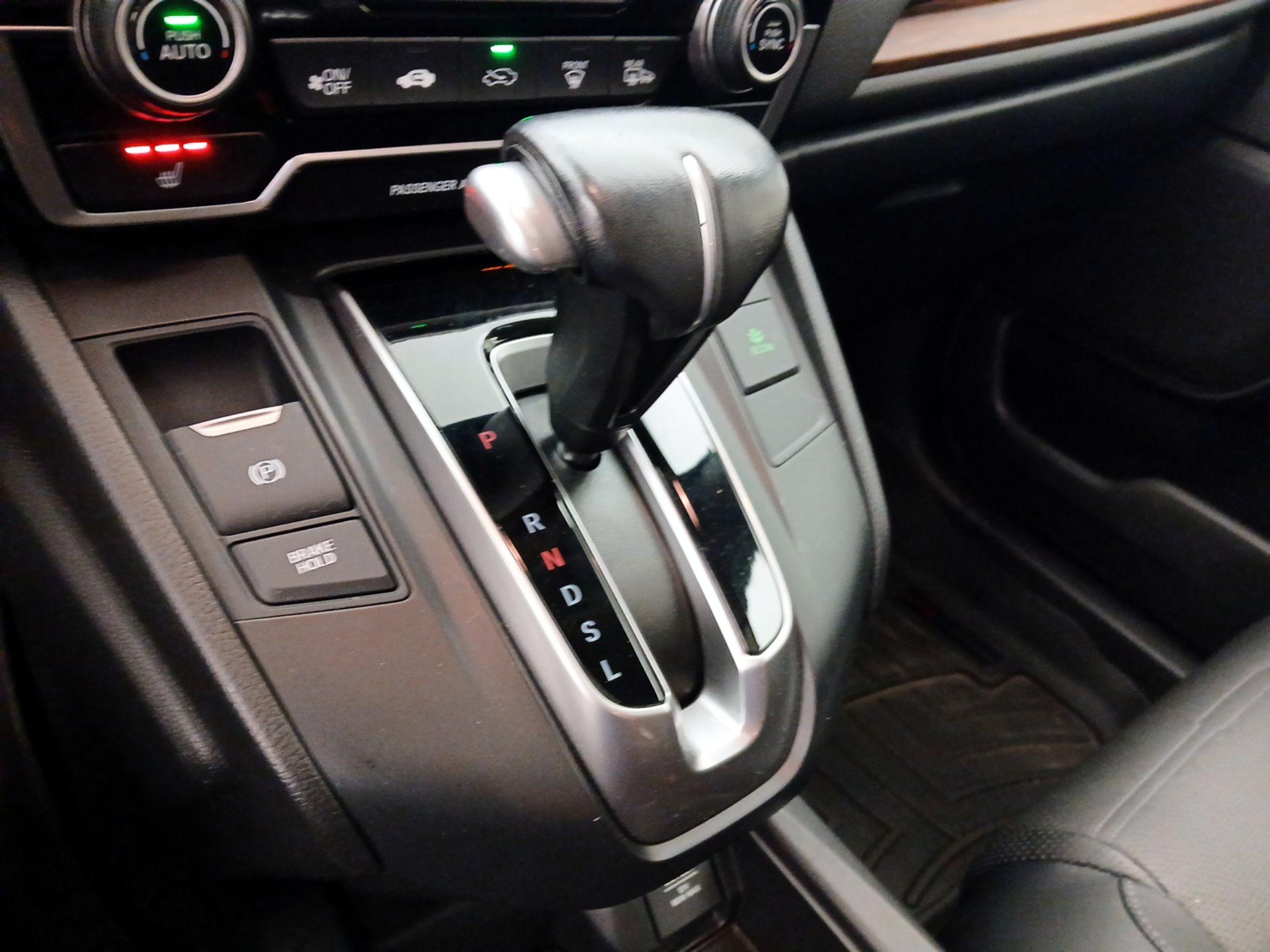 Thumbnail: 2017 Honda CR-V - 16