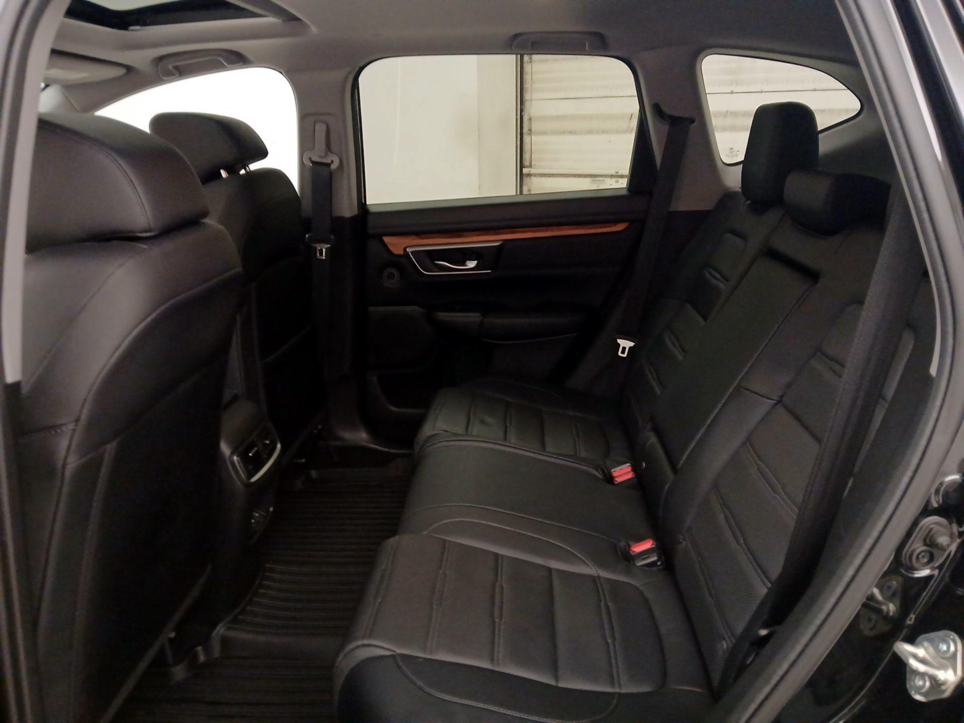 Thumbnail: 2017 Honda CR-V - 19