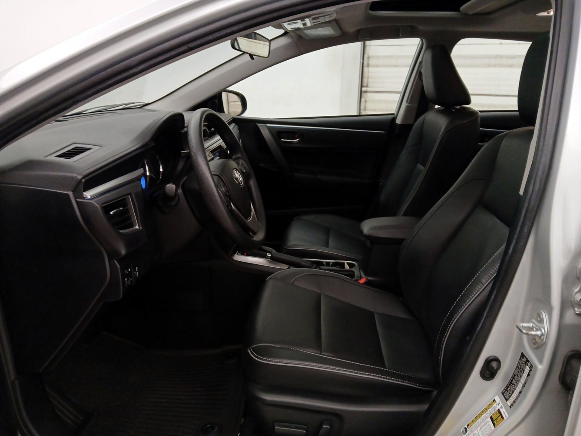 Thumbnail: 2016 Toyota Corolla - 11