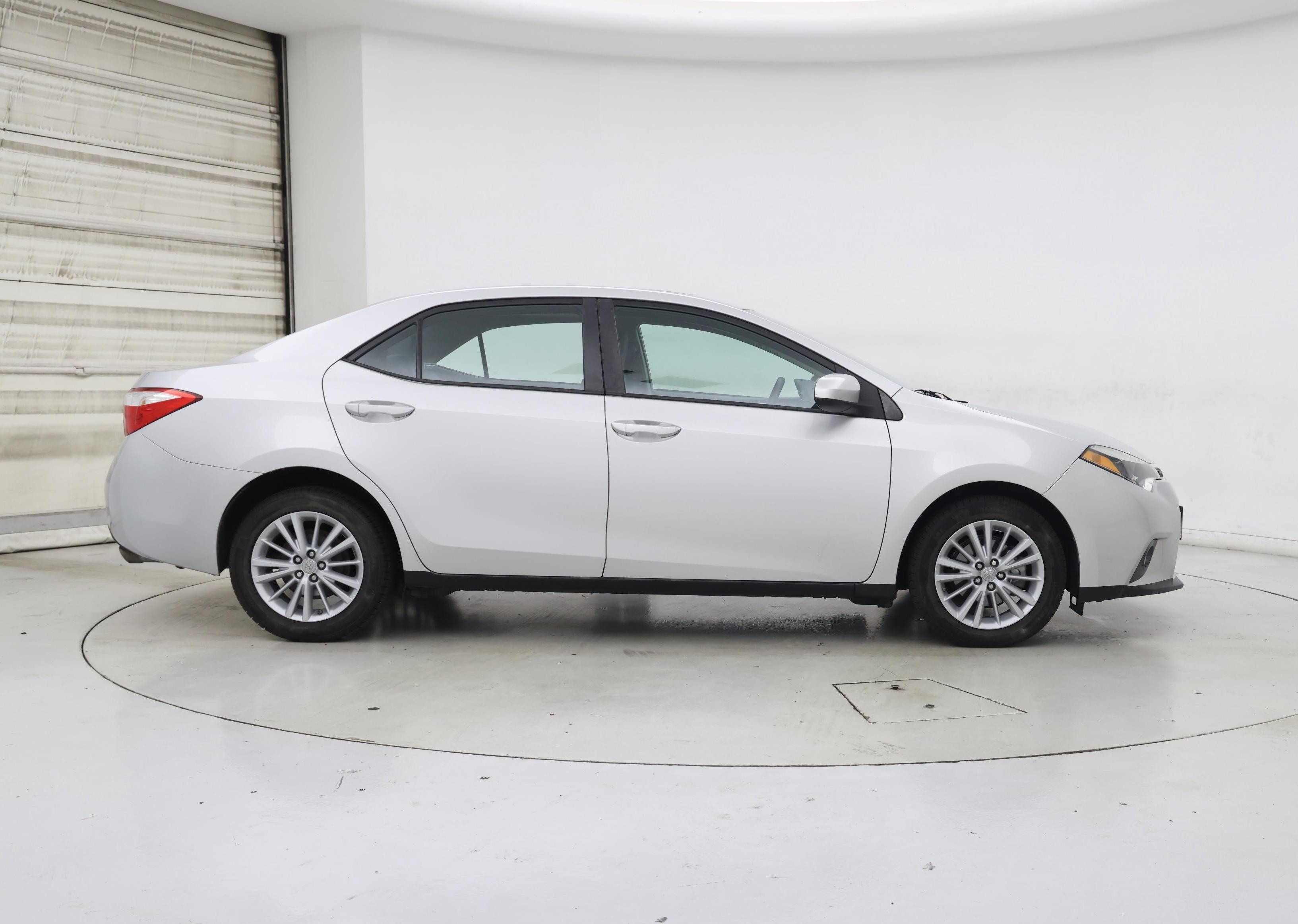 Thumbnail: 2016 Toyota Corolla - 7