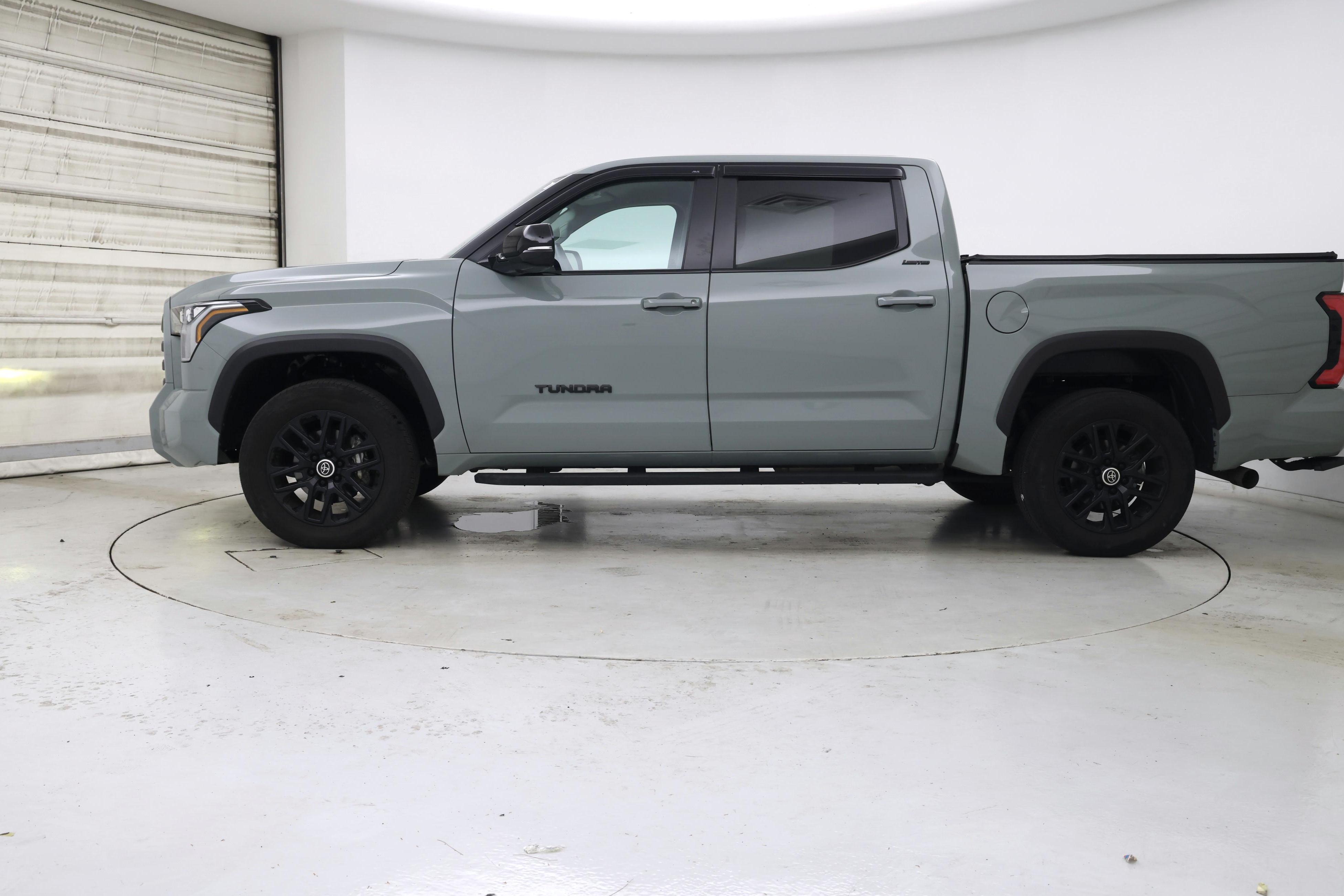 Thumbnail: 2024 Toyota Tundra - 3