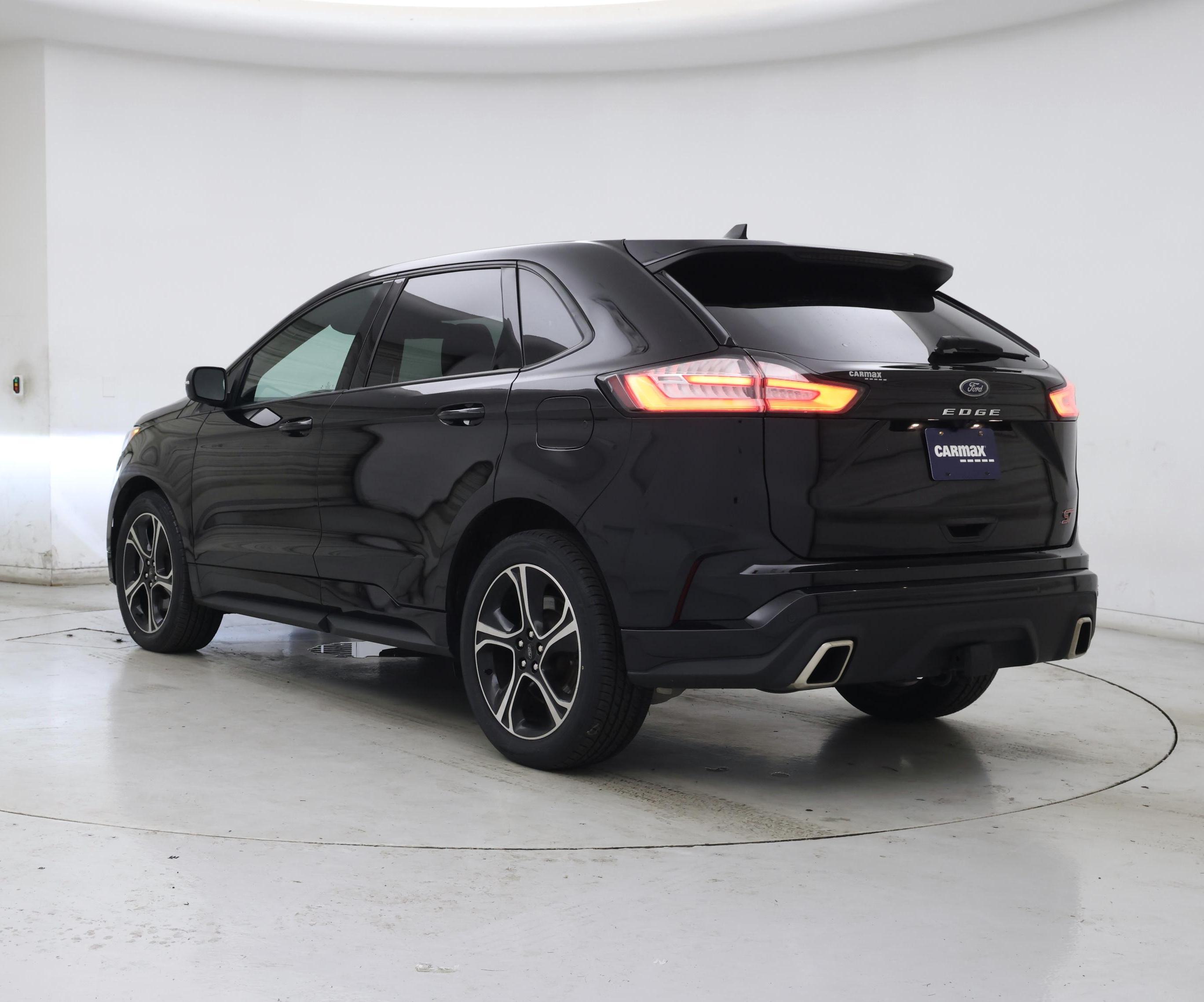 Thumbnail: 2022 Ford Edge - 2