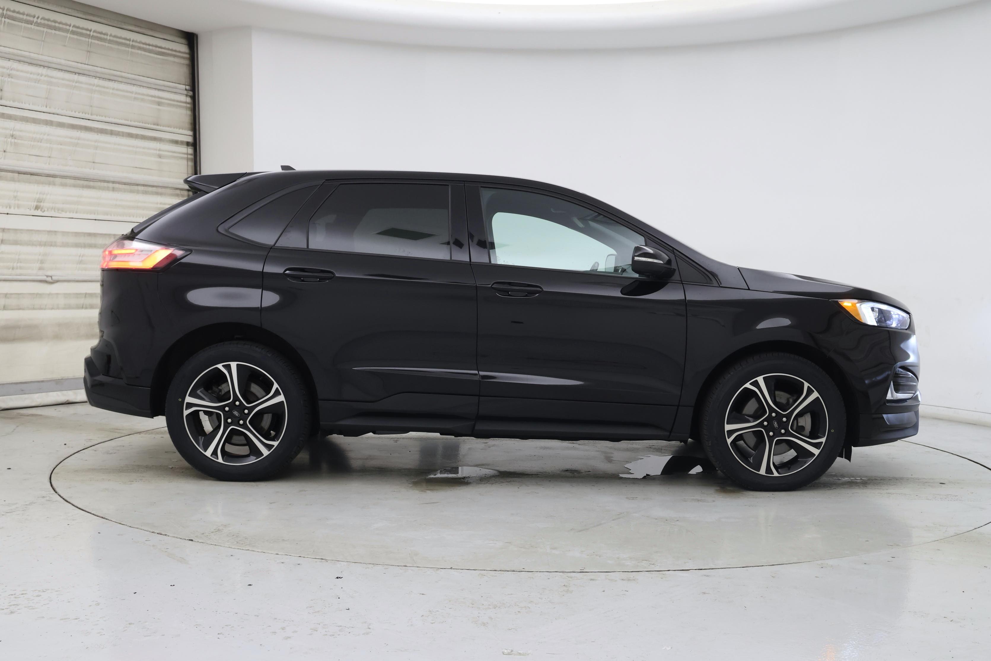 Thumbnail: 2022 Ford Edge - 7