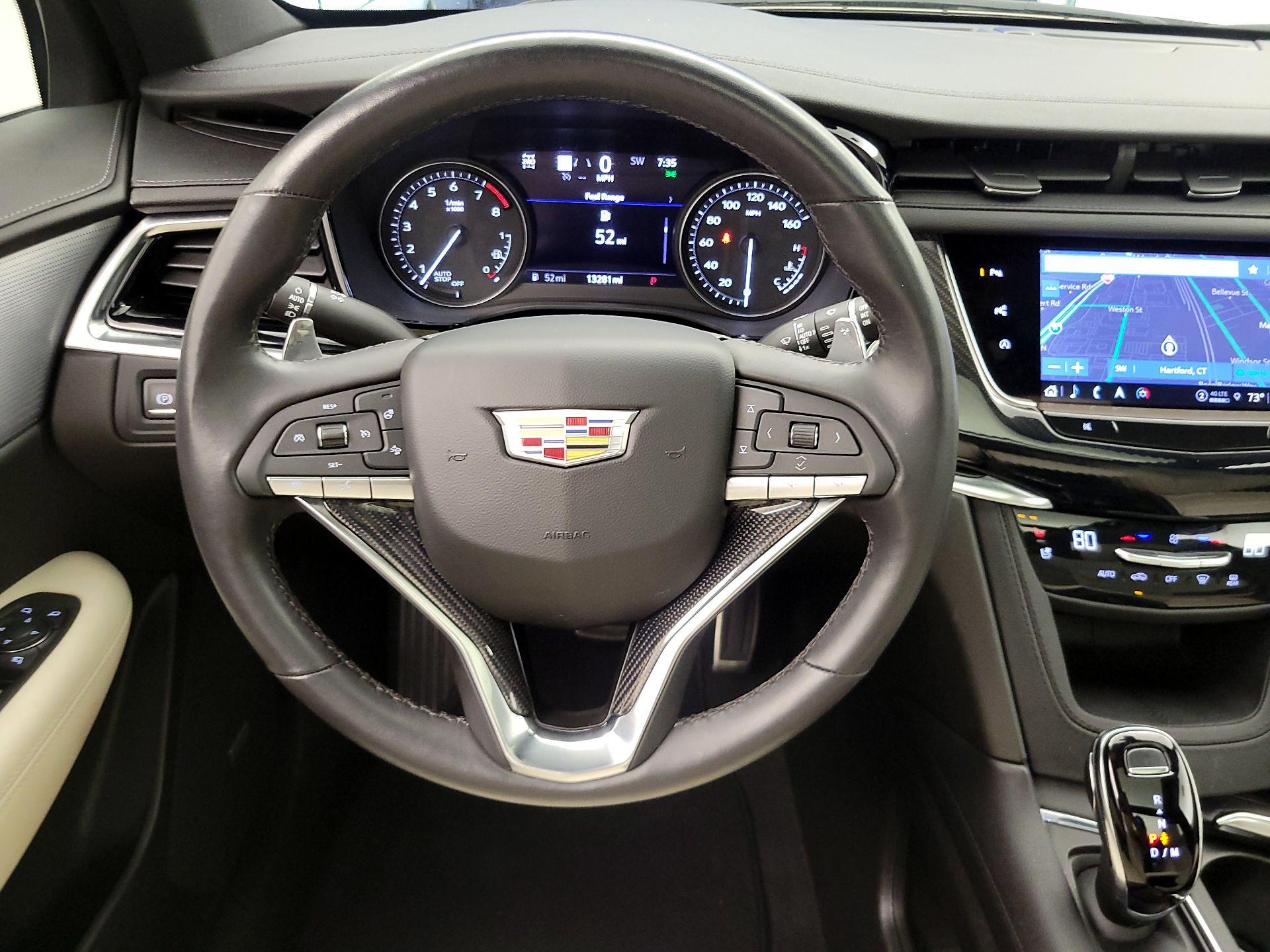 Thumbnail: 2024 Cadillac XT6 - 10
