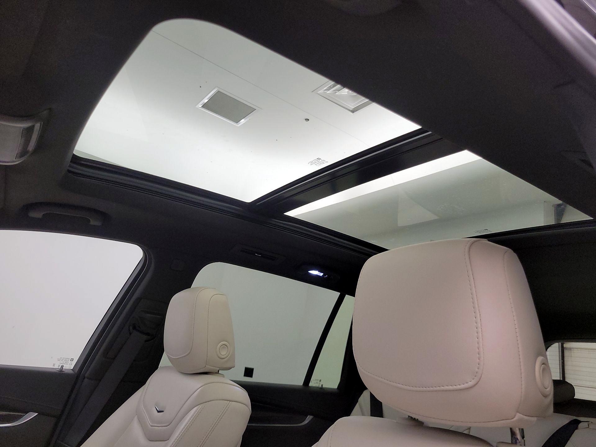Thumbnail: 2024 Cadillac XT6 - 20