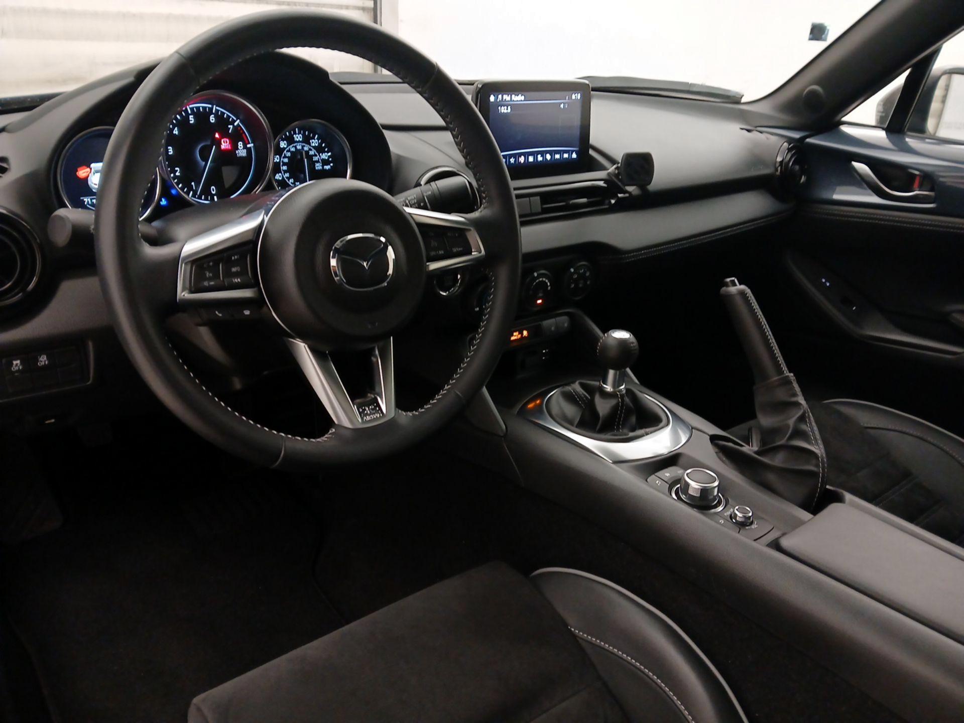 Thumbnail: 2021 Mazda MX-5 Miata - 9