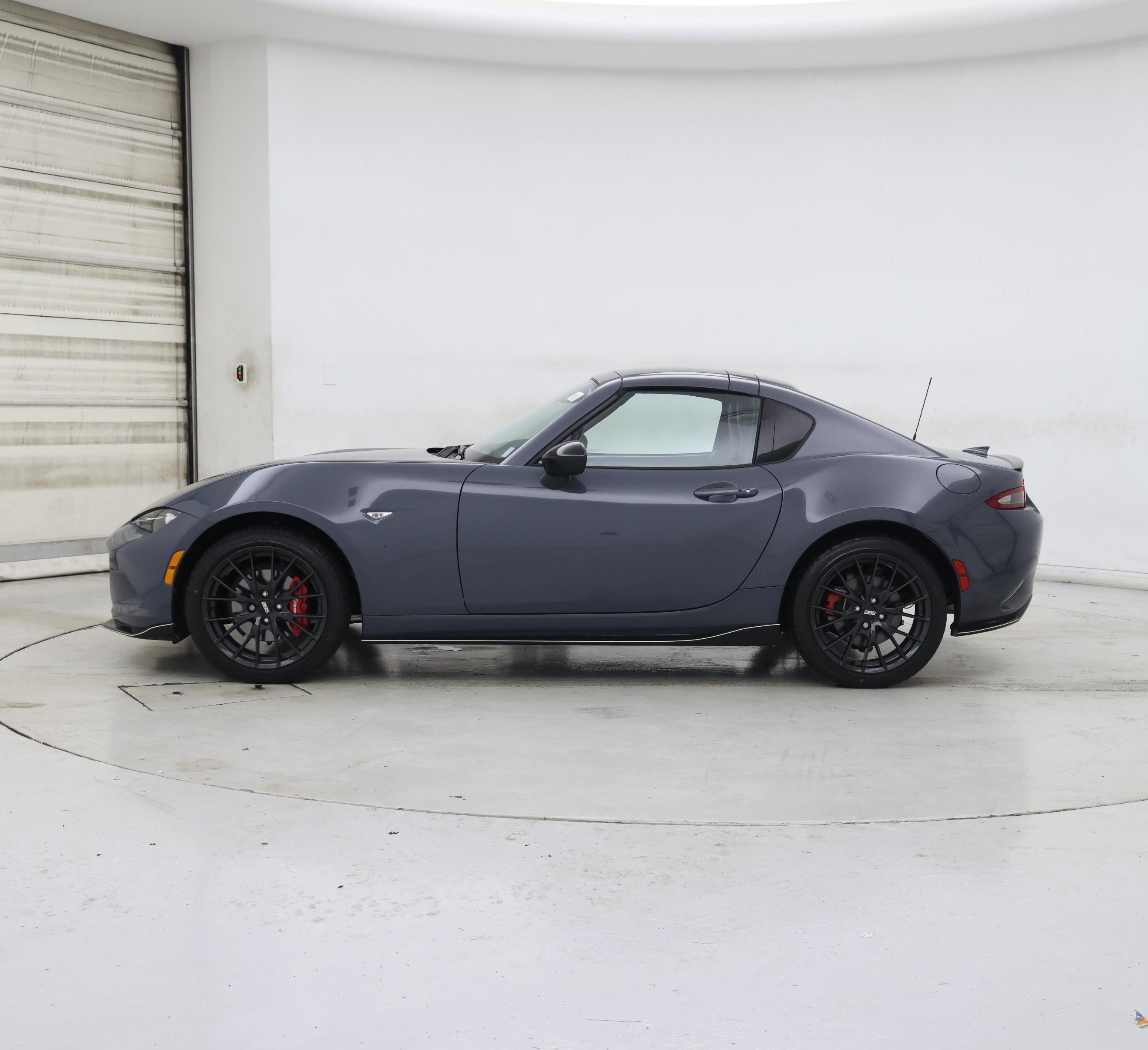 Thumbnail: 2021 Mazda MX-5 Miata - 3