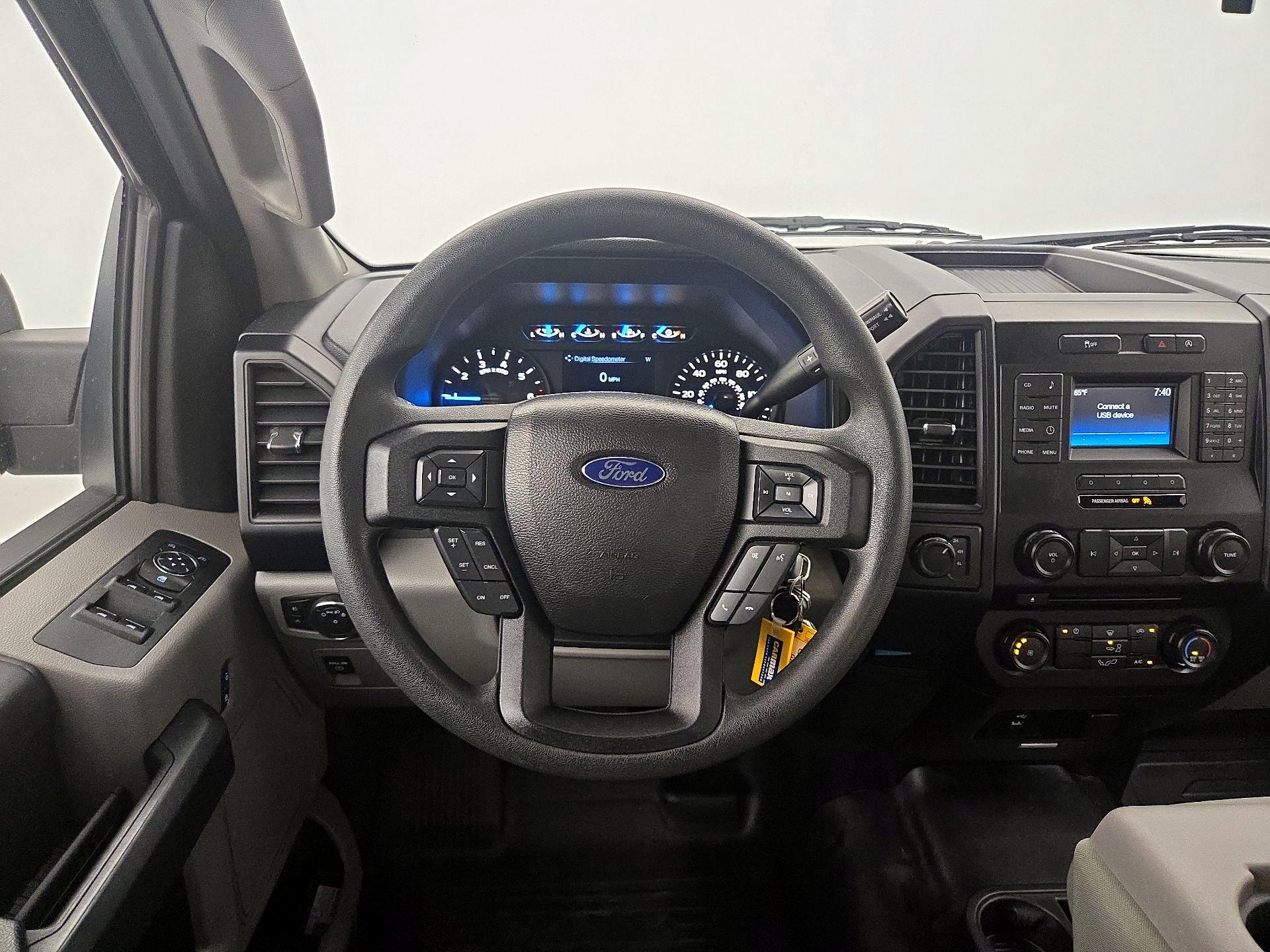 Thumbnail: 2016 Ford F-150 - 10