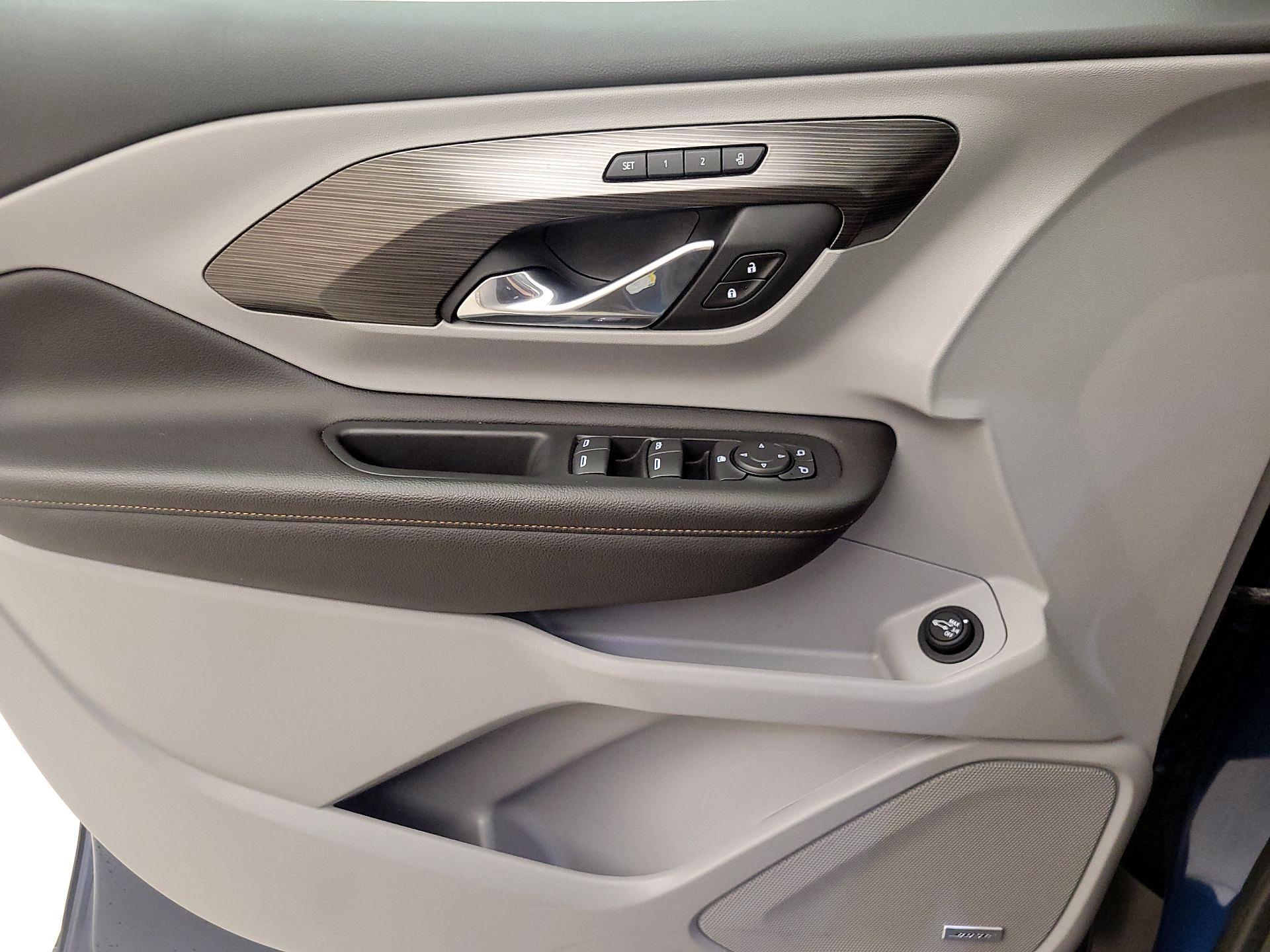 Thumbnail: 2020 GMC Terrain - 12