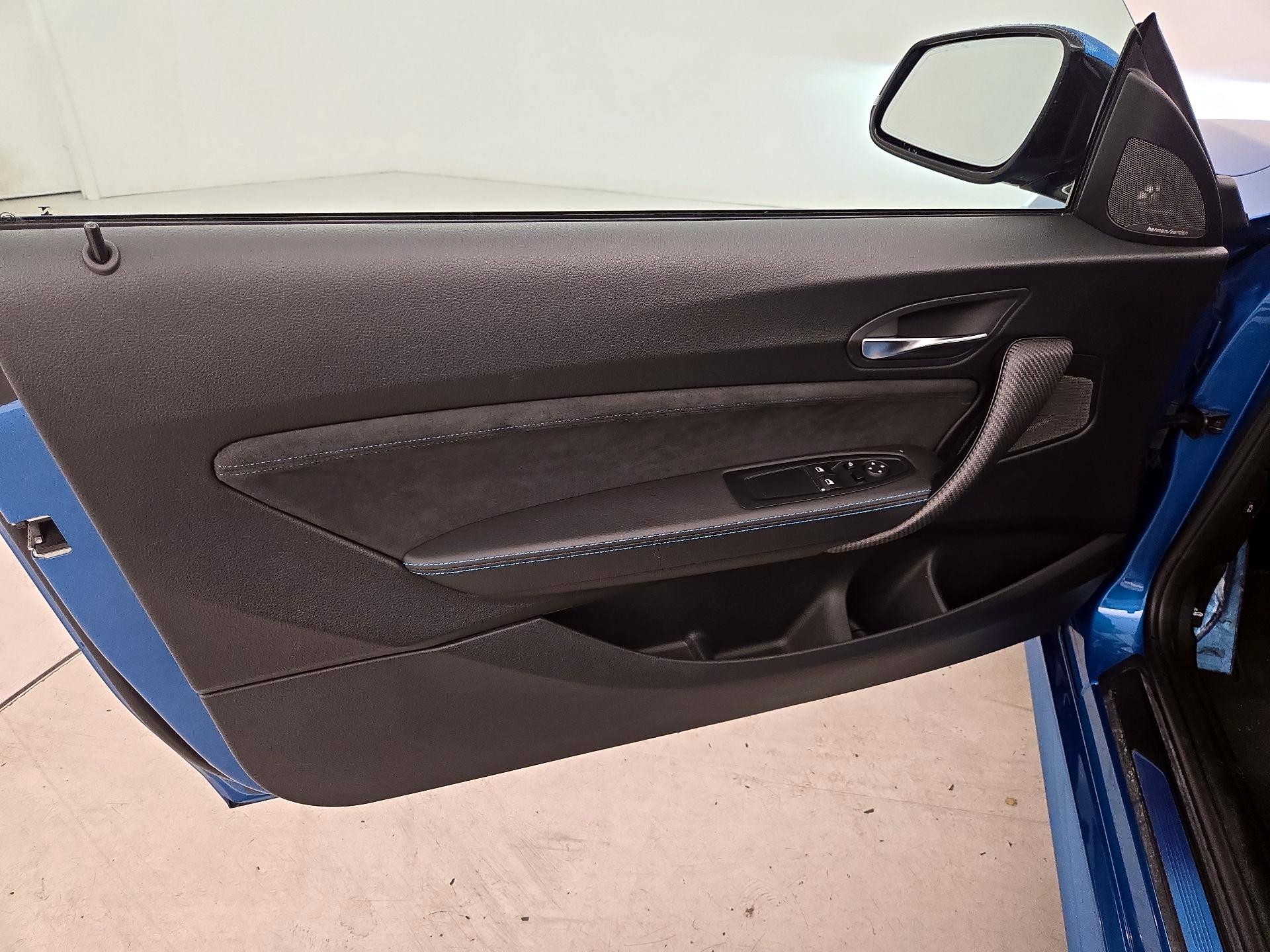 Thumbnail: 2018 BMW M2 - 12