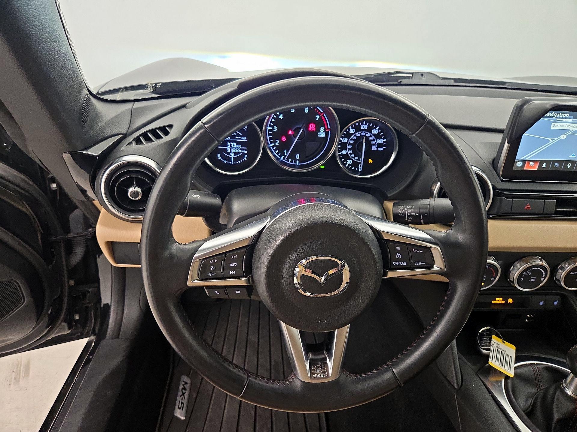 Thumbnail: 2016 Mazda MX-5 Miata - 10