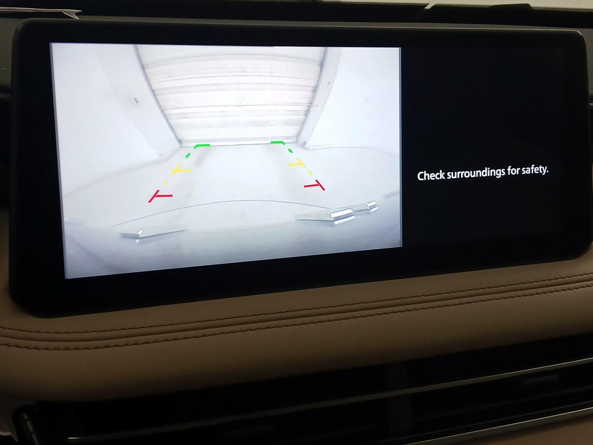 Thumbnail: 2023 INFINITI QX60 - 14
