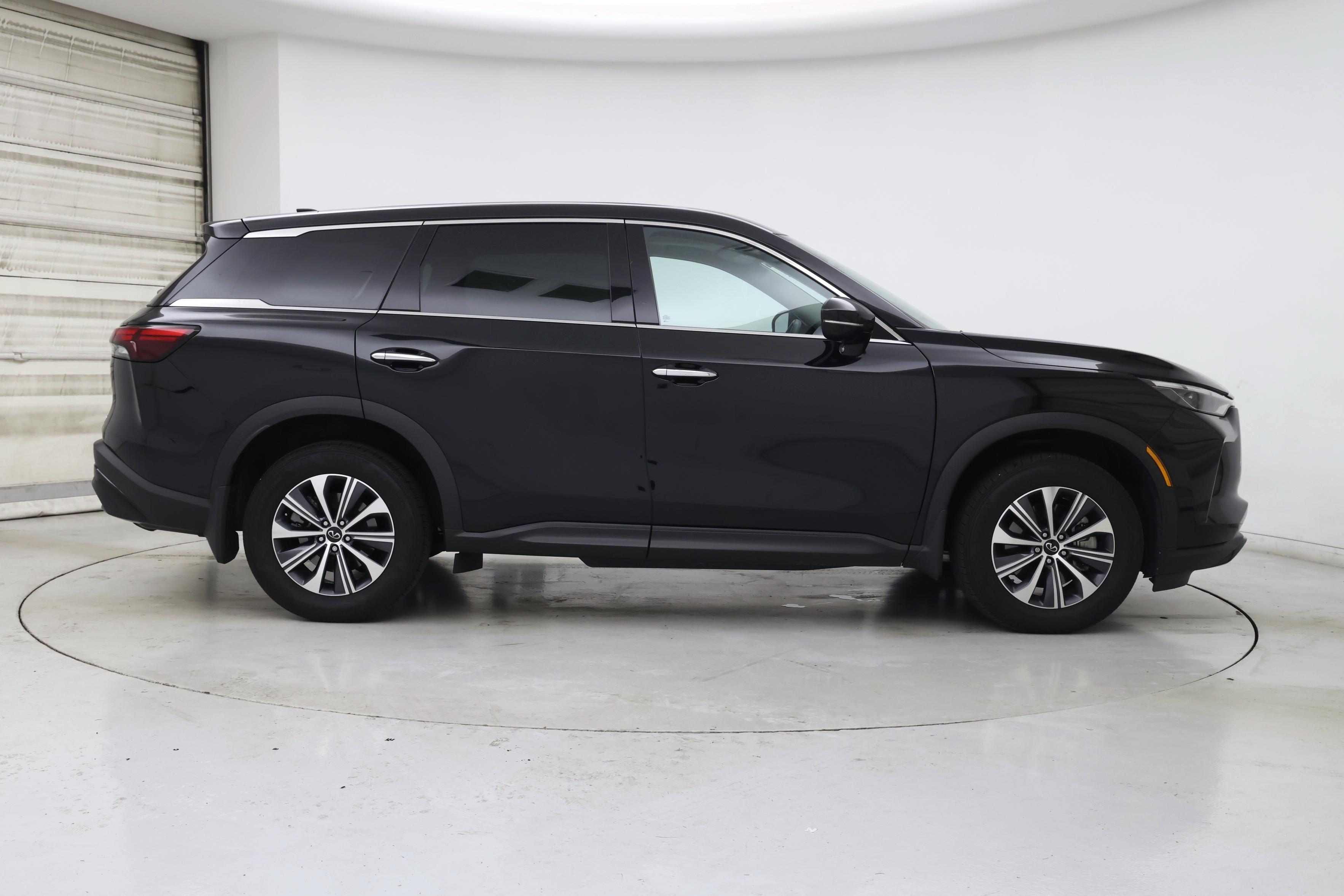 Thumbnail: 2023 INFINITI QX60 - 7