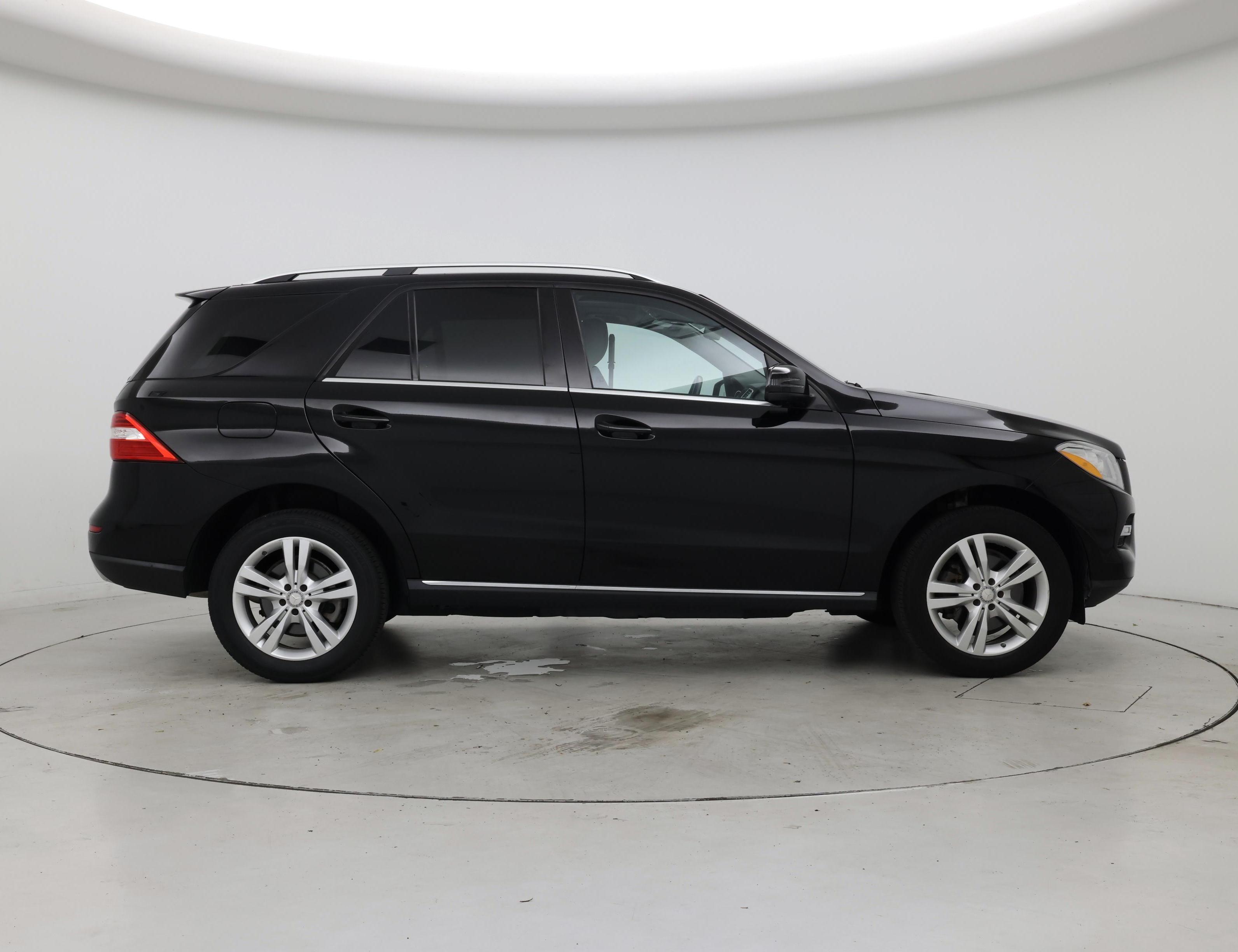 Thumbnail: 2015 Mercedes-Benz M-Class - 7