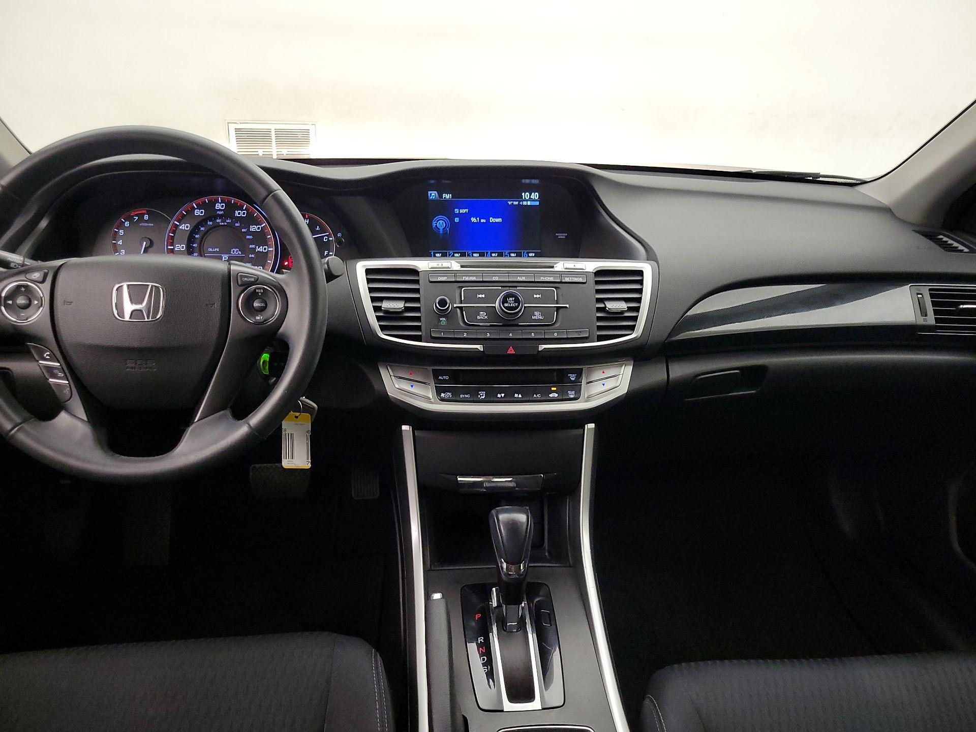 Thumbnail: 2015 Honda Accord - 9