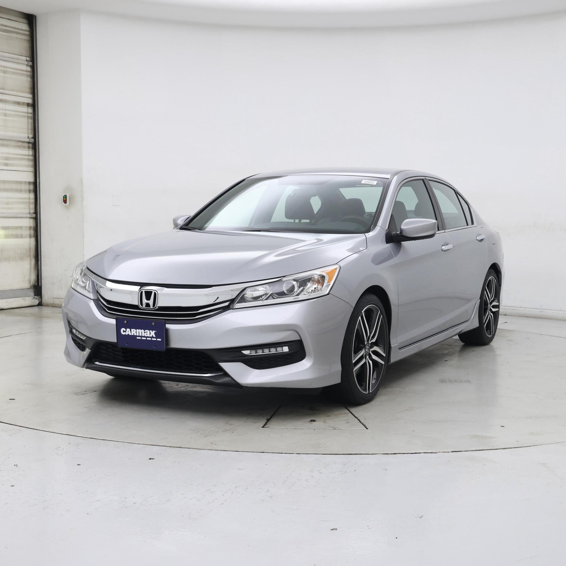 Thumbnail: 2017 Honda Accord - 4