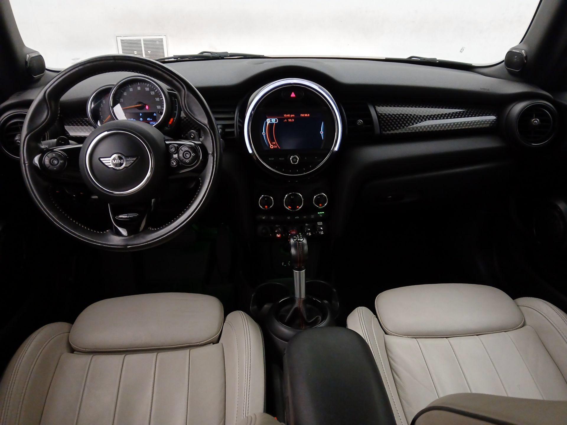 Thumbnail: 2018 MINI Cooper - 9