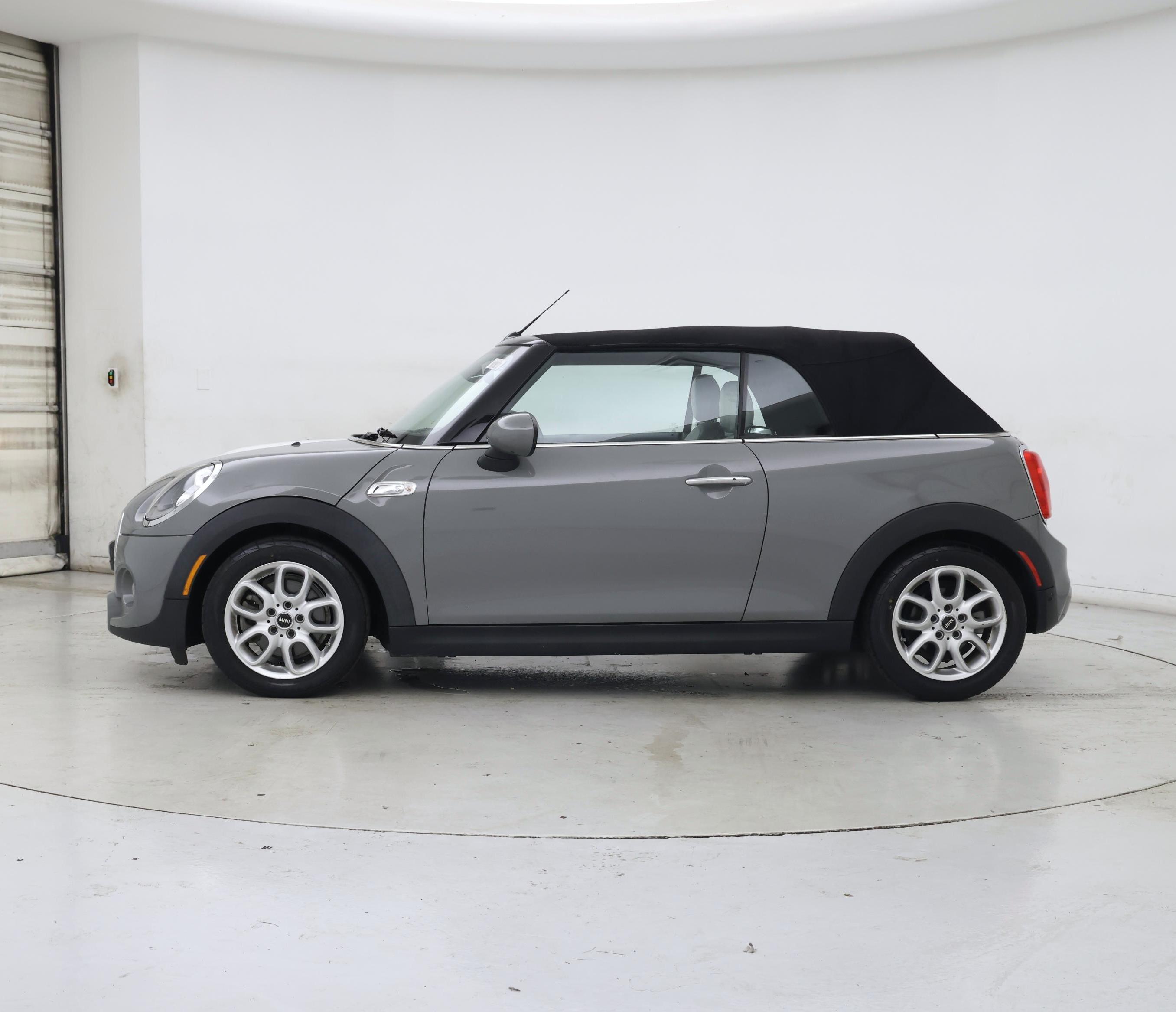 Thumbnail: 2018 MINI Cooper - 3
