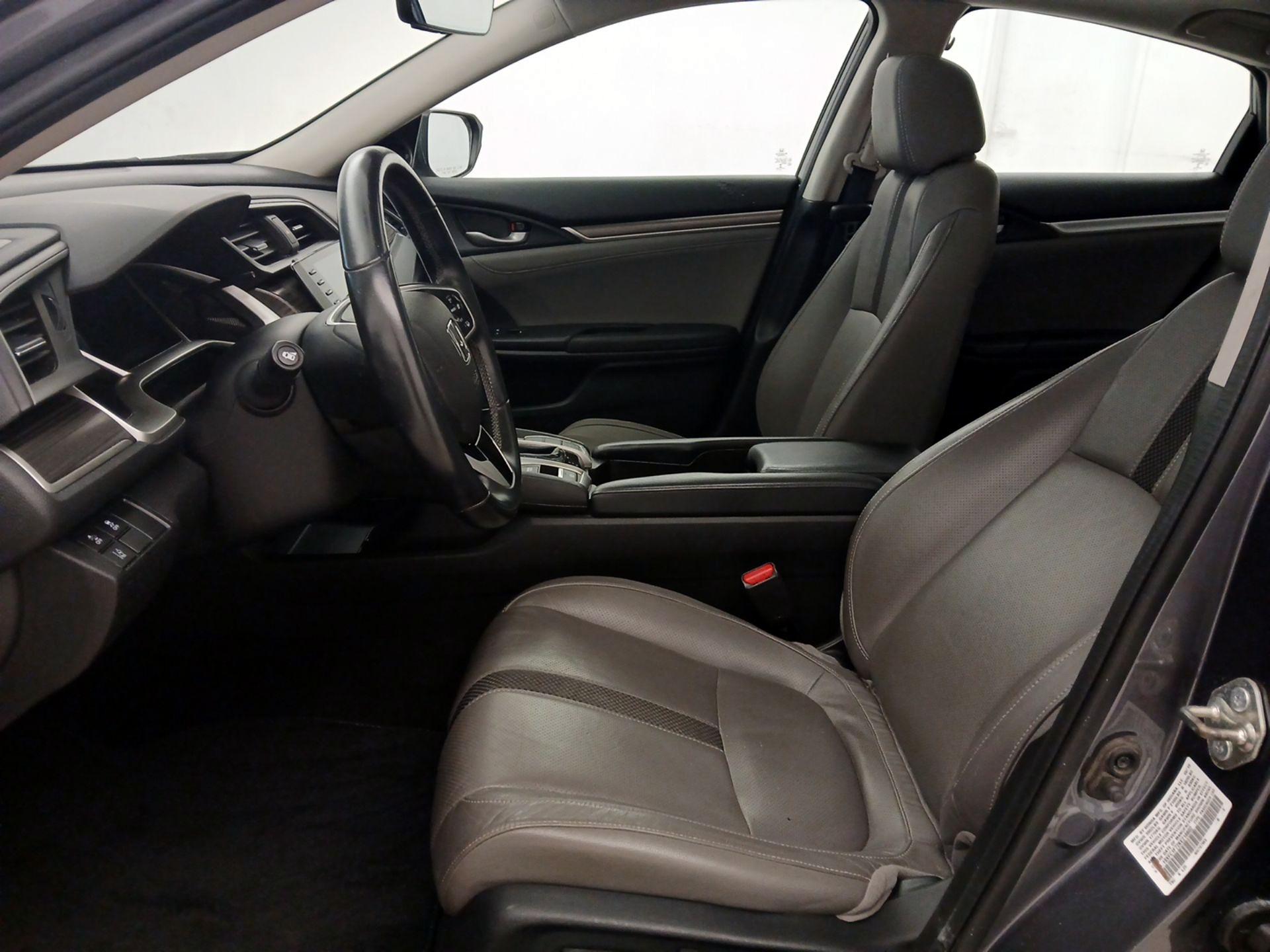 Thumbnail: 2019 Honda Civic - 11