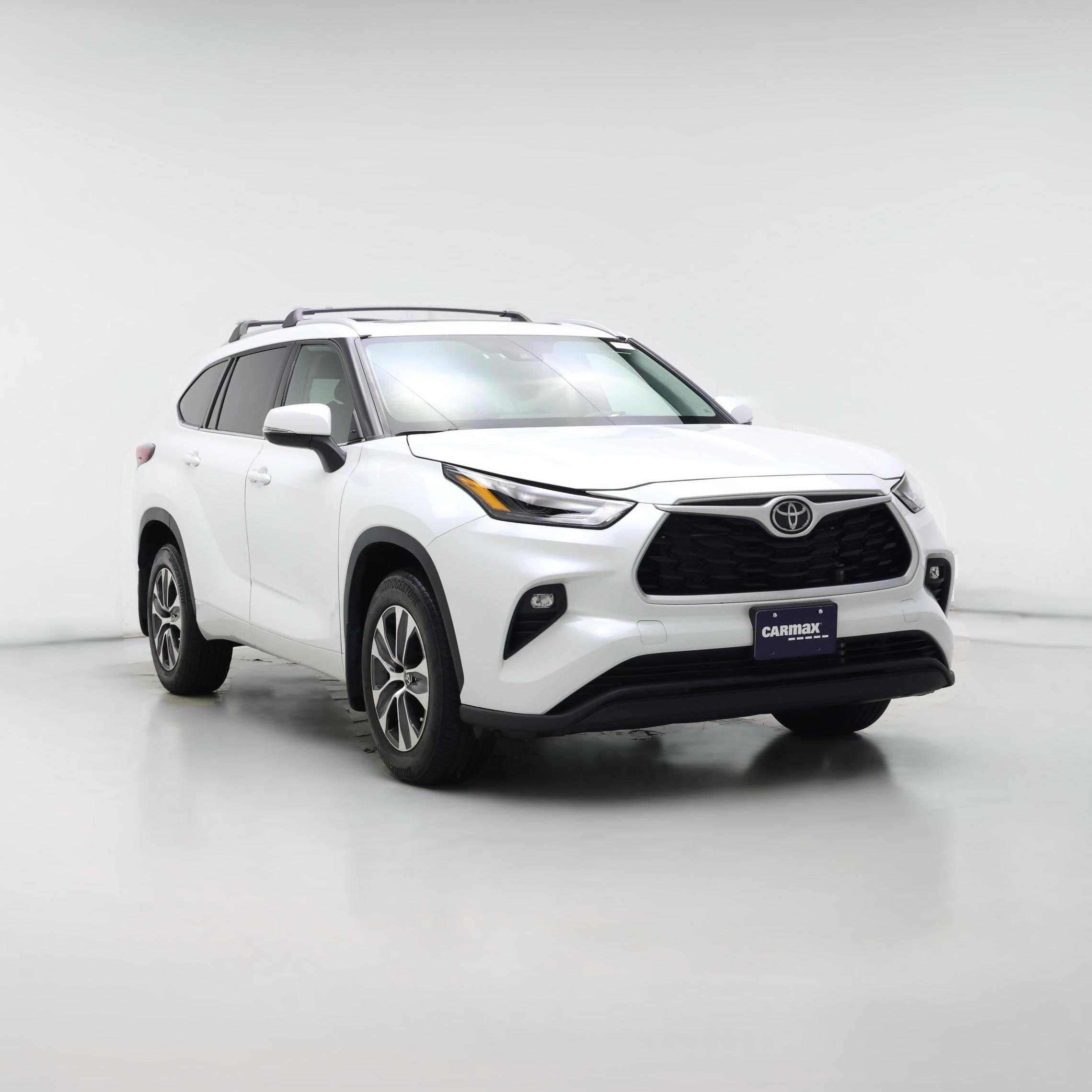 Thumbnail: 2022 Toyota Highlander - 1