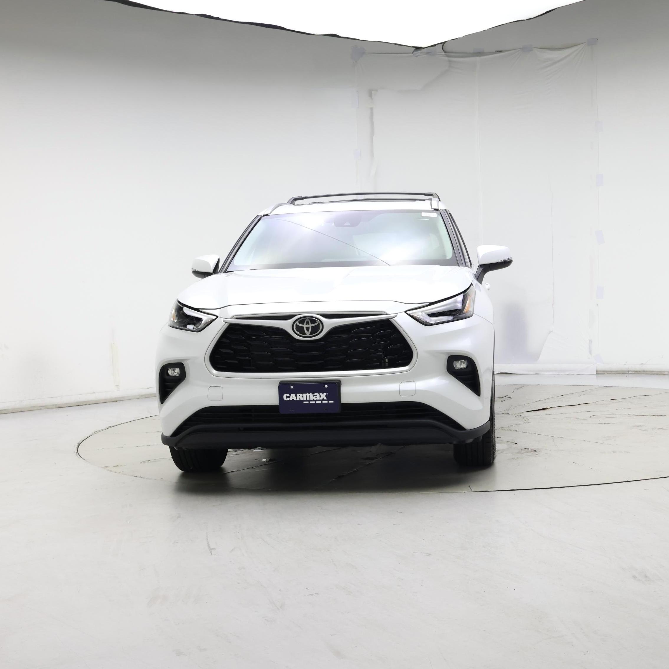 Thumbnail: 2022 Toyota Highlander - 5