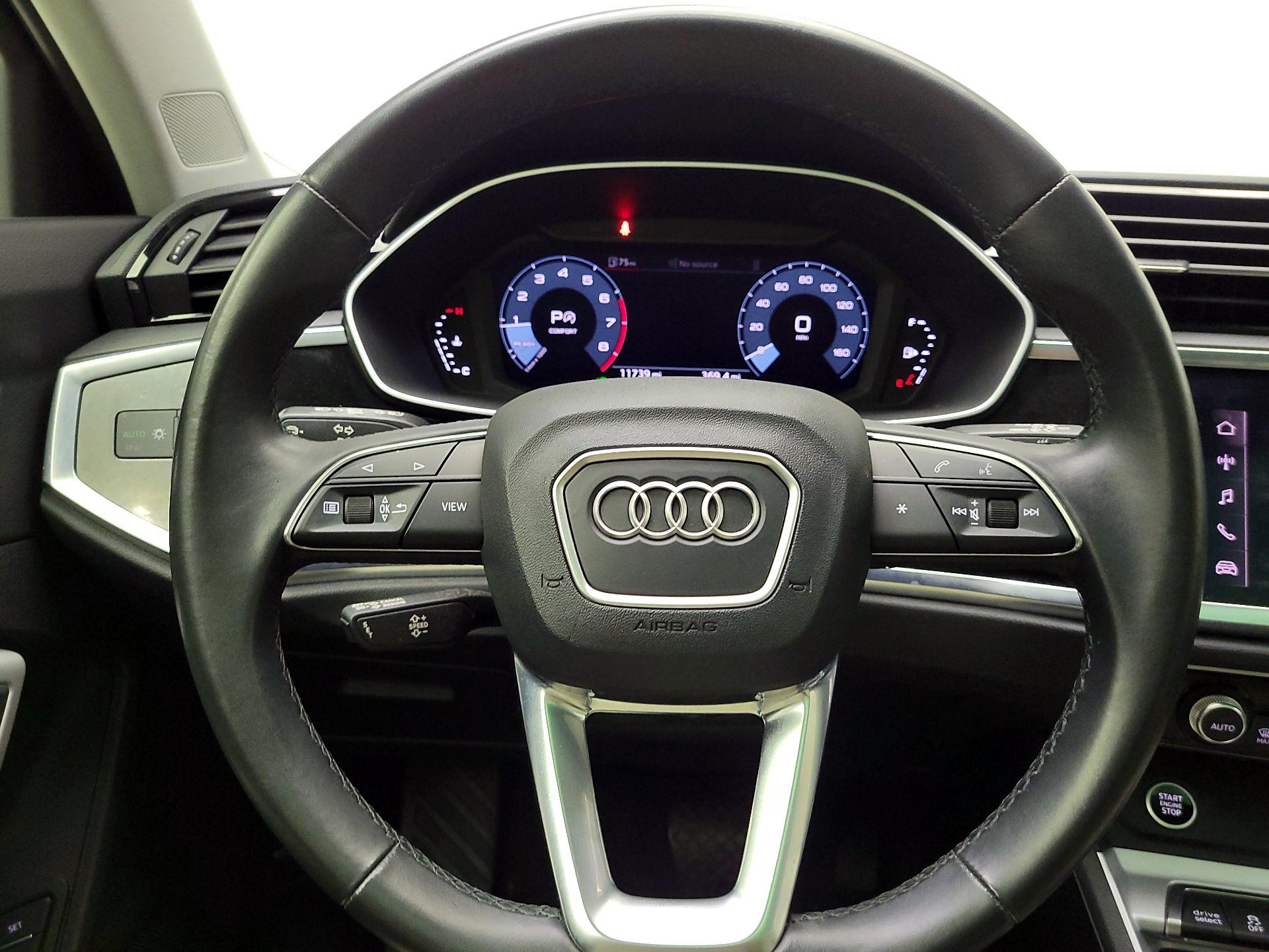 Thumbnail: 2022 Audi Q3 - 10