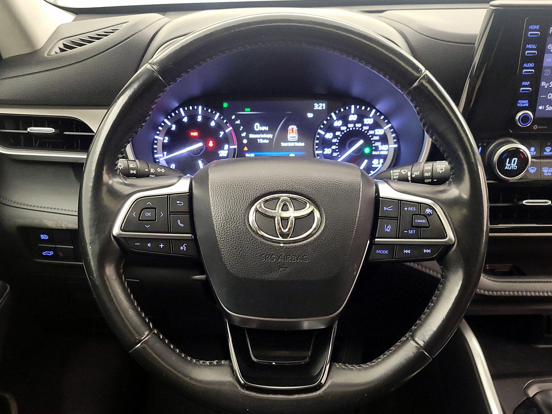 Thumbnail: 2020 Toyota Highlander - 10