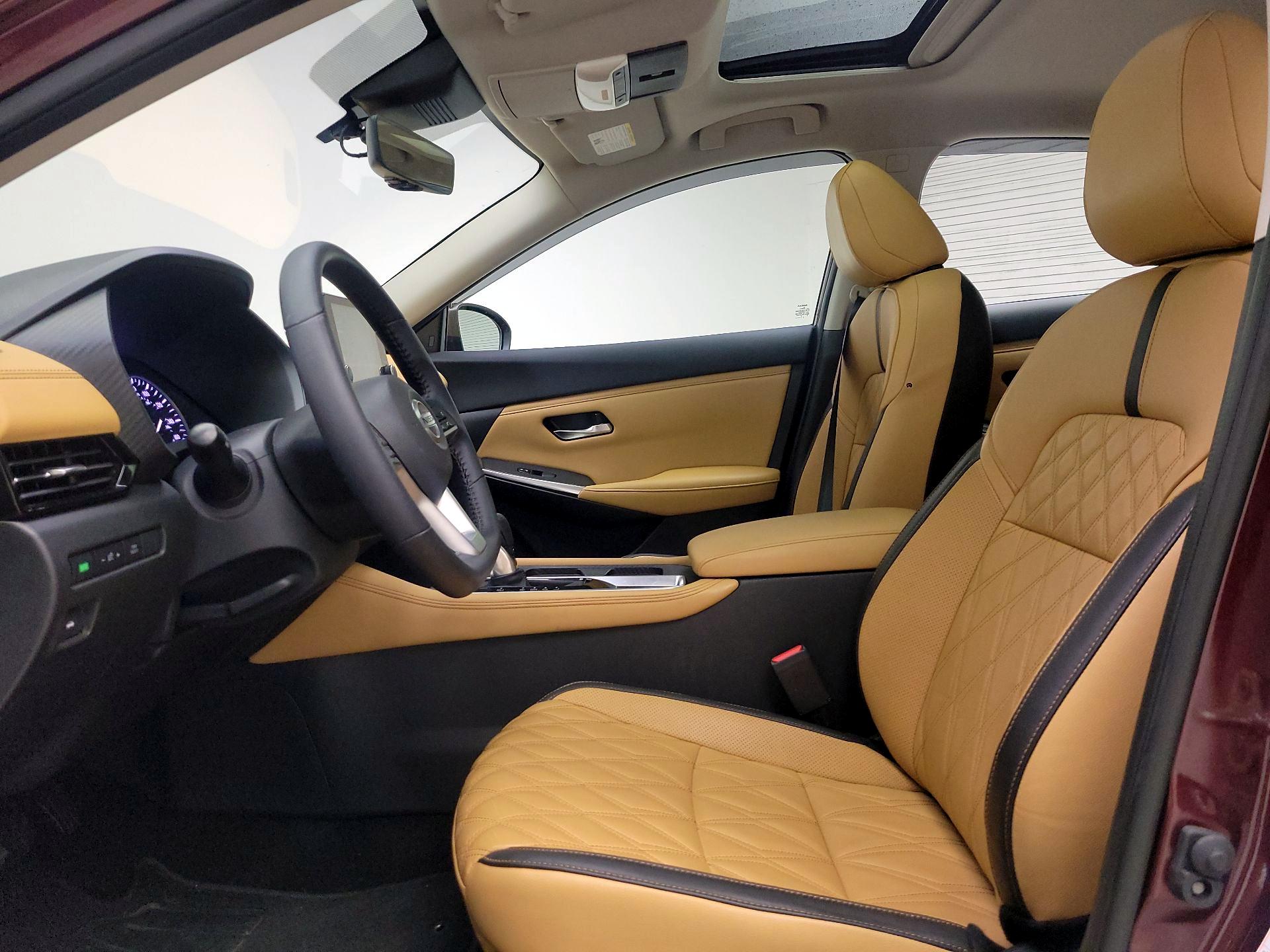 Thumbnail: 2020 Nissan Sentra - 11