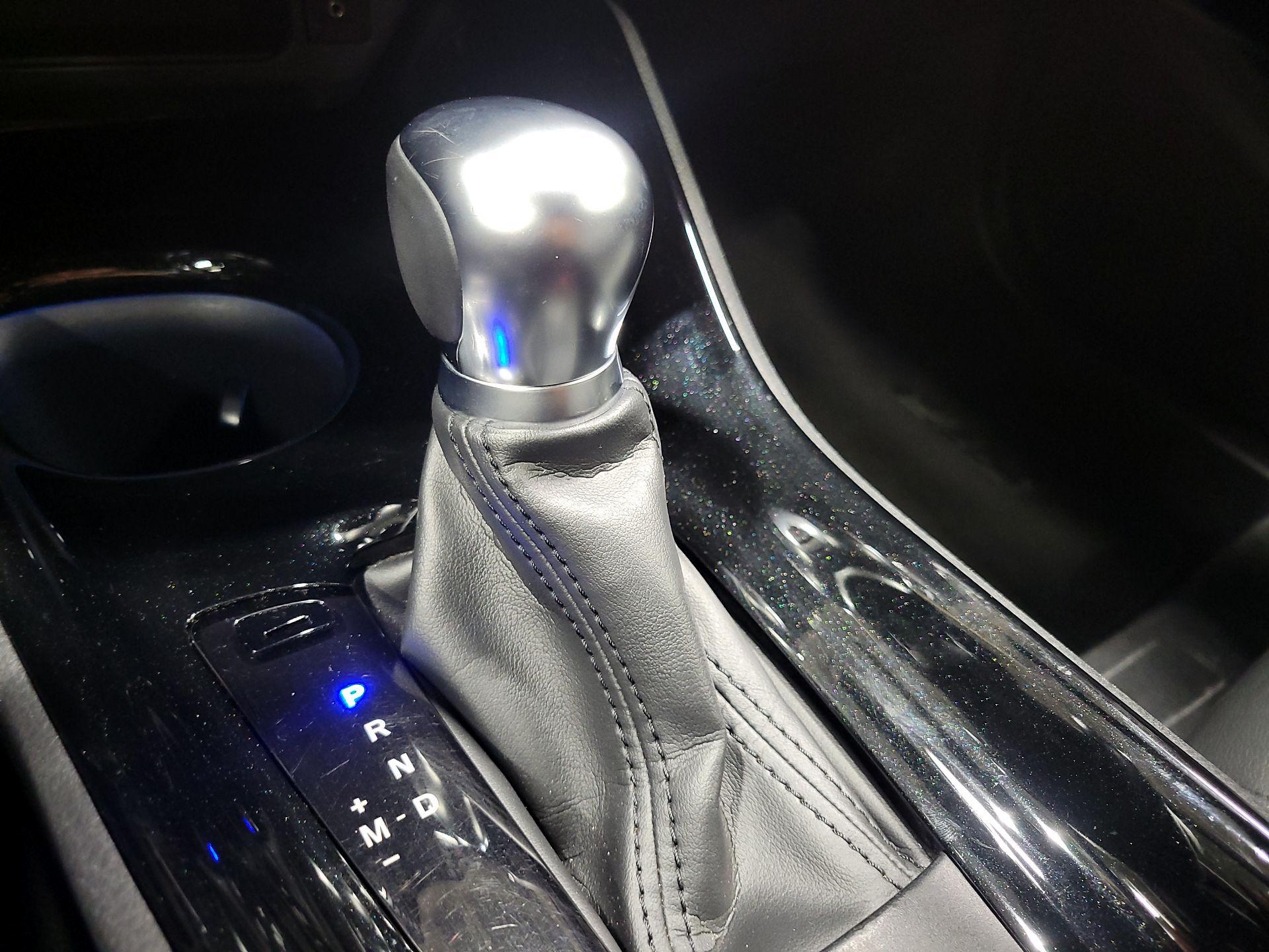Thumbnail: 2019 Toyota C-HR - 17