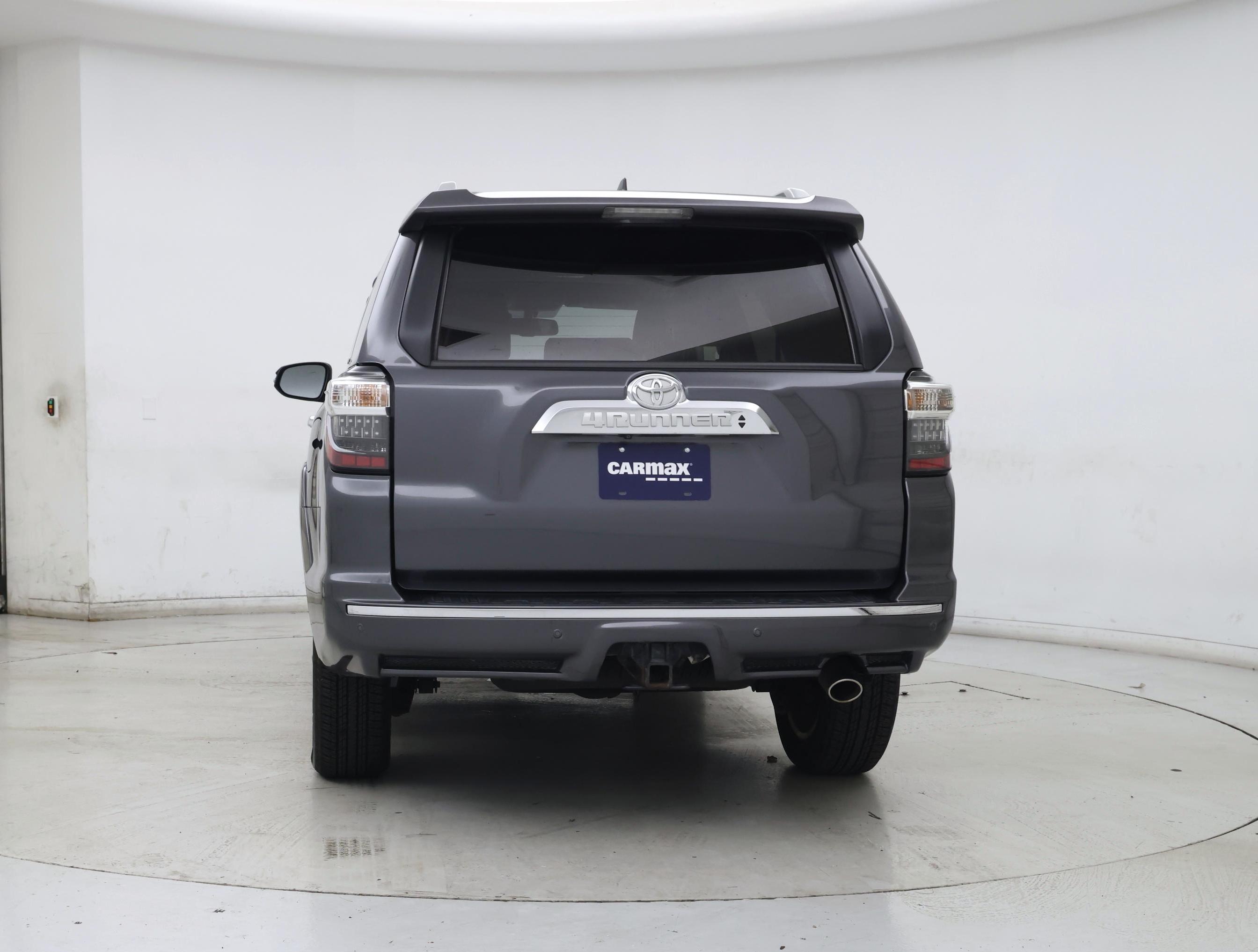 Thumbnail: 2016 Toyota 4Runner - 6