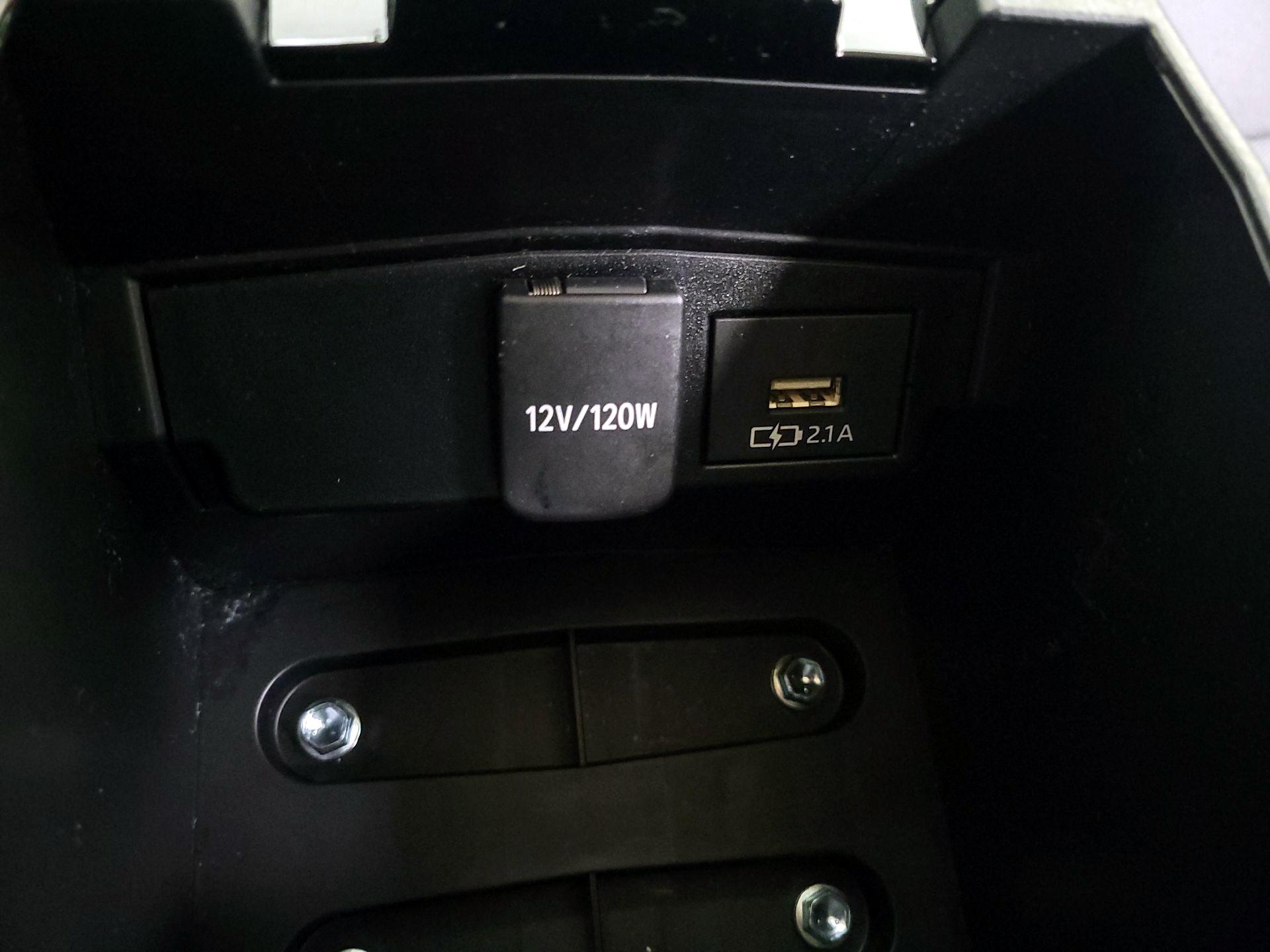 Thumbnail: 2021 Toyota Corolla - 19