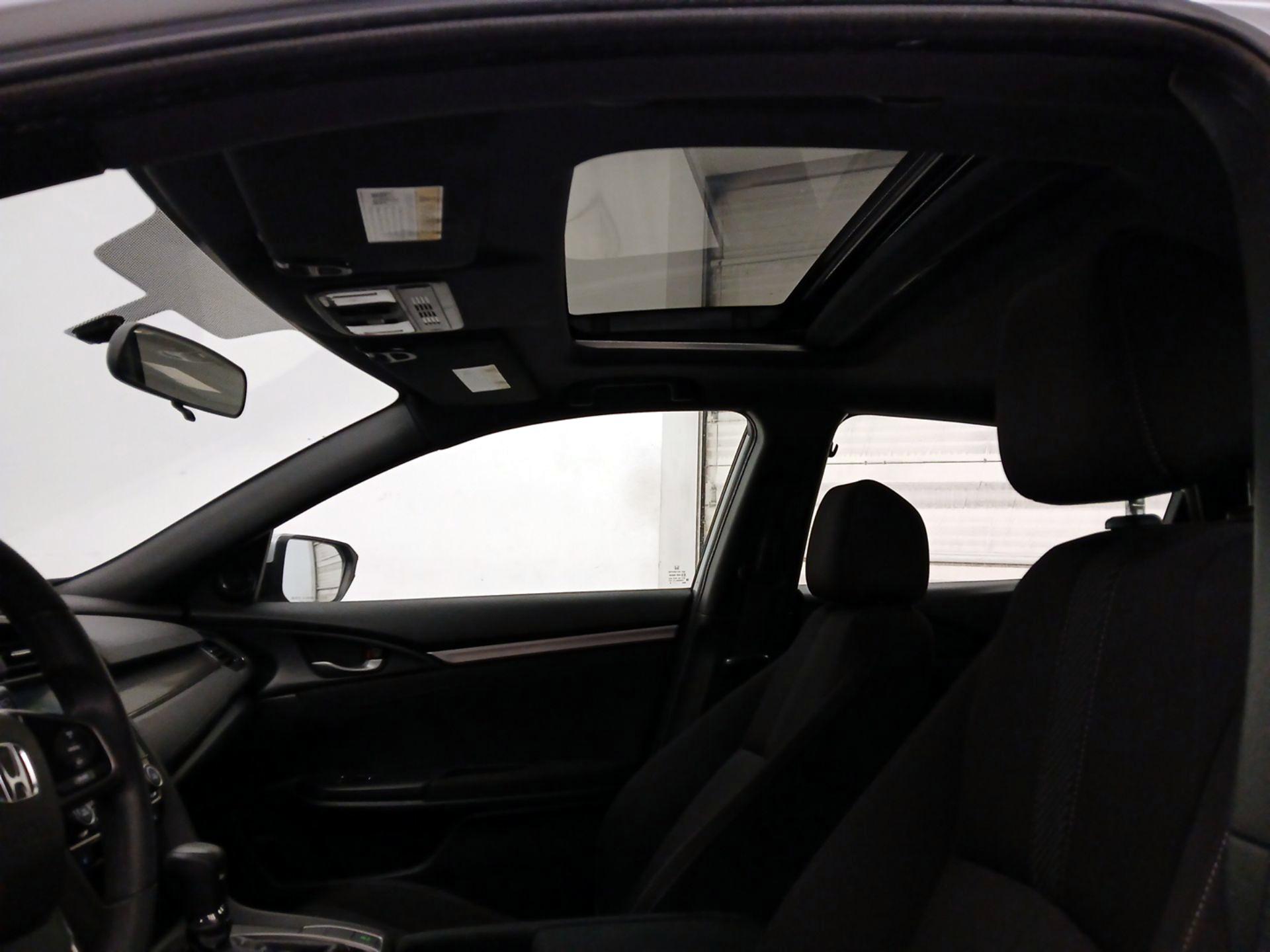 Thumbnail: 2018 Honda Civic - 19