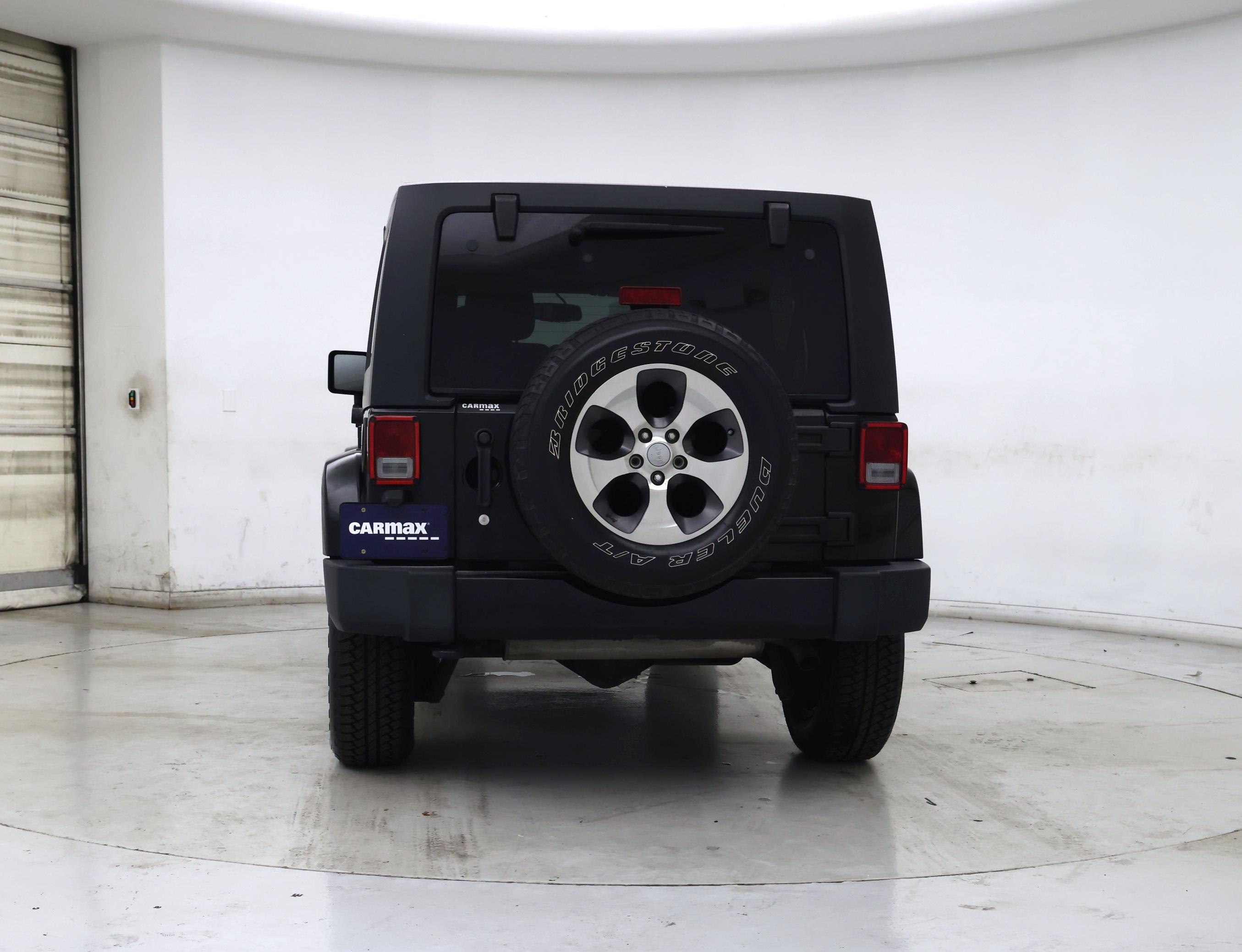 Thumbnail: 2016 Jeep Wrangler - 6