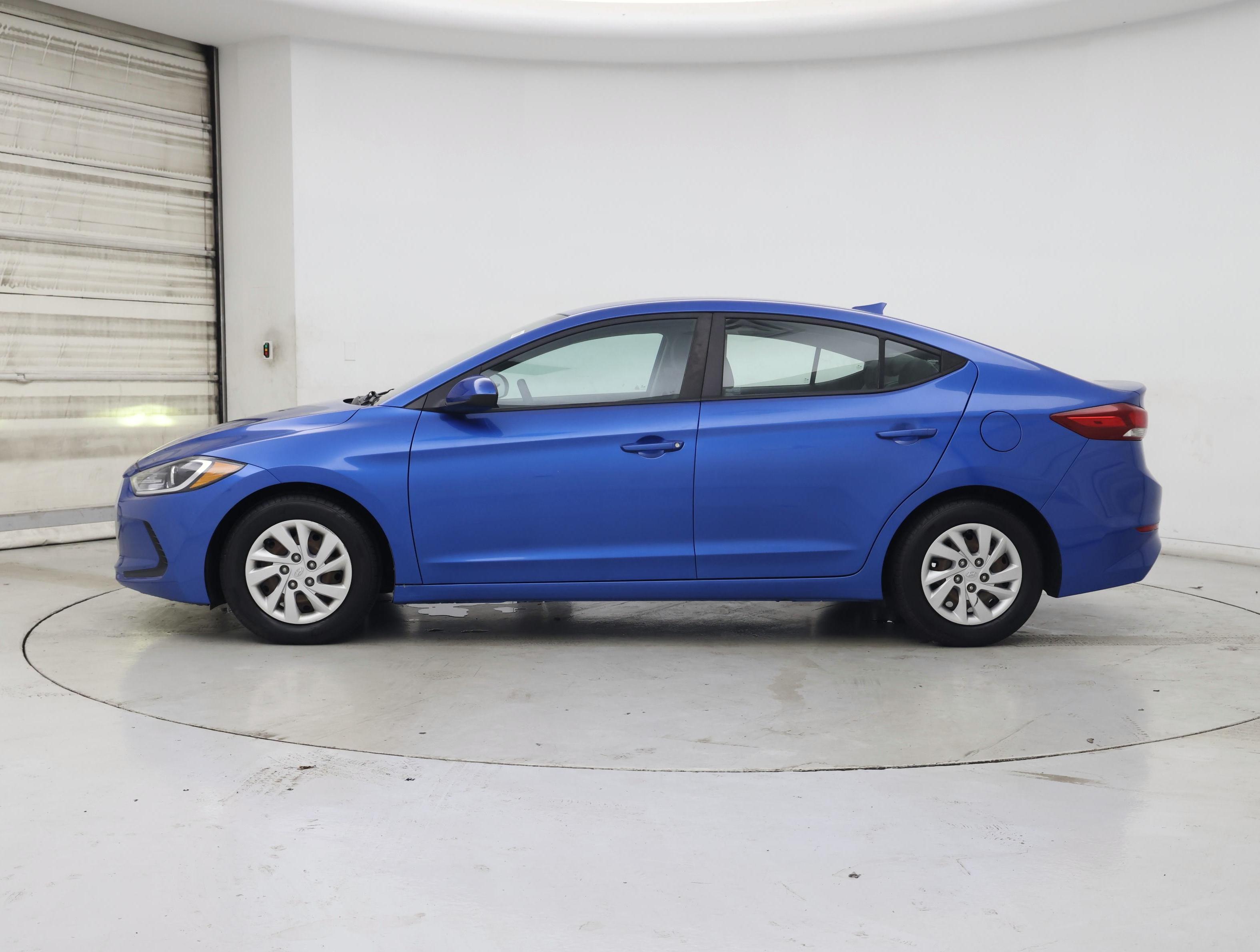Thumbnail: 2017 Hyundai Elantra - 3