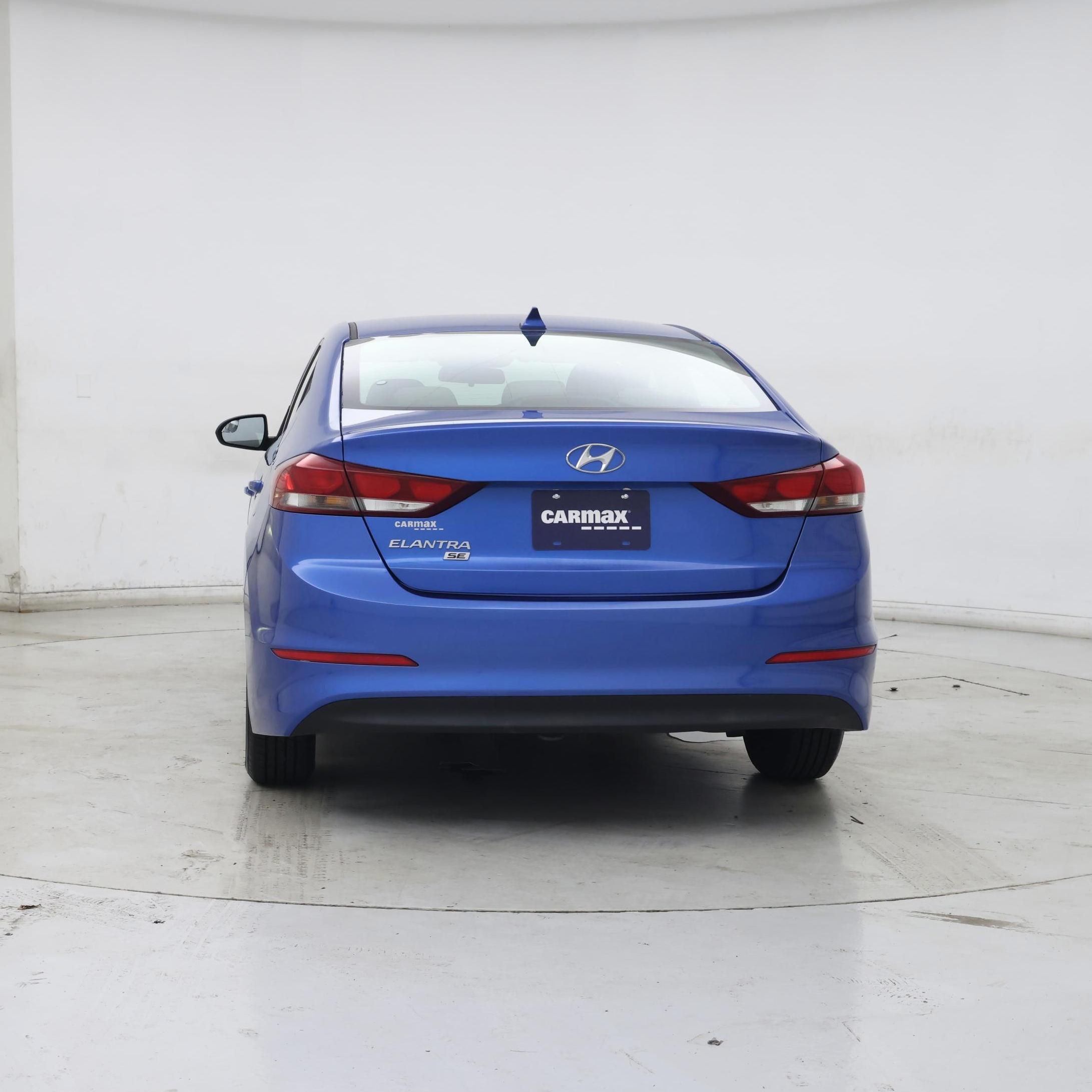 Thumbnail: 2017 Hyundai Elantra - 6