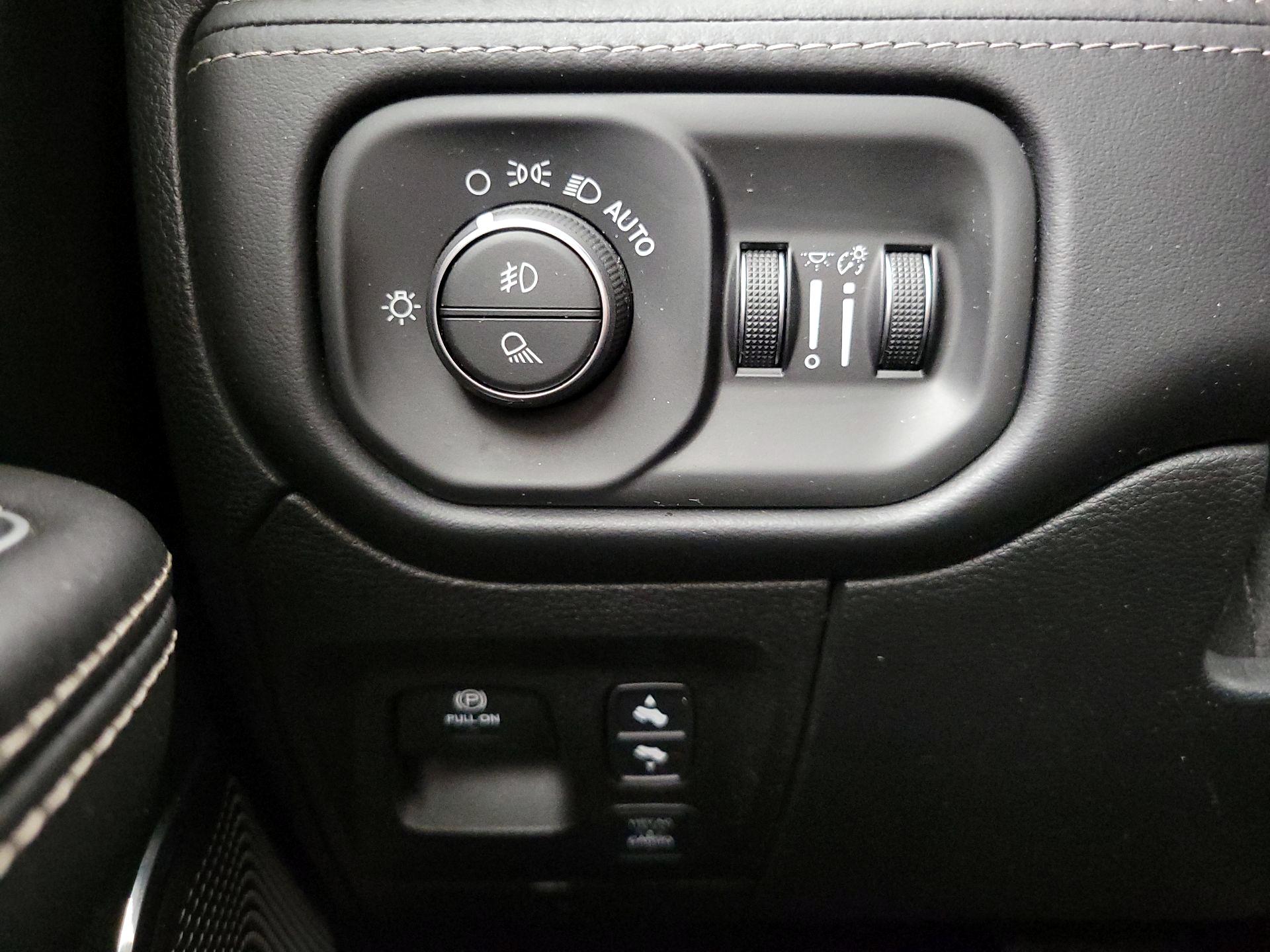 Thumbnail: 2021 RAM 1500 - 13