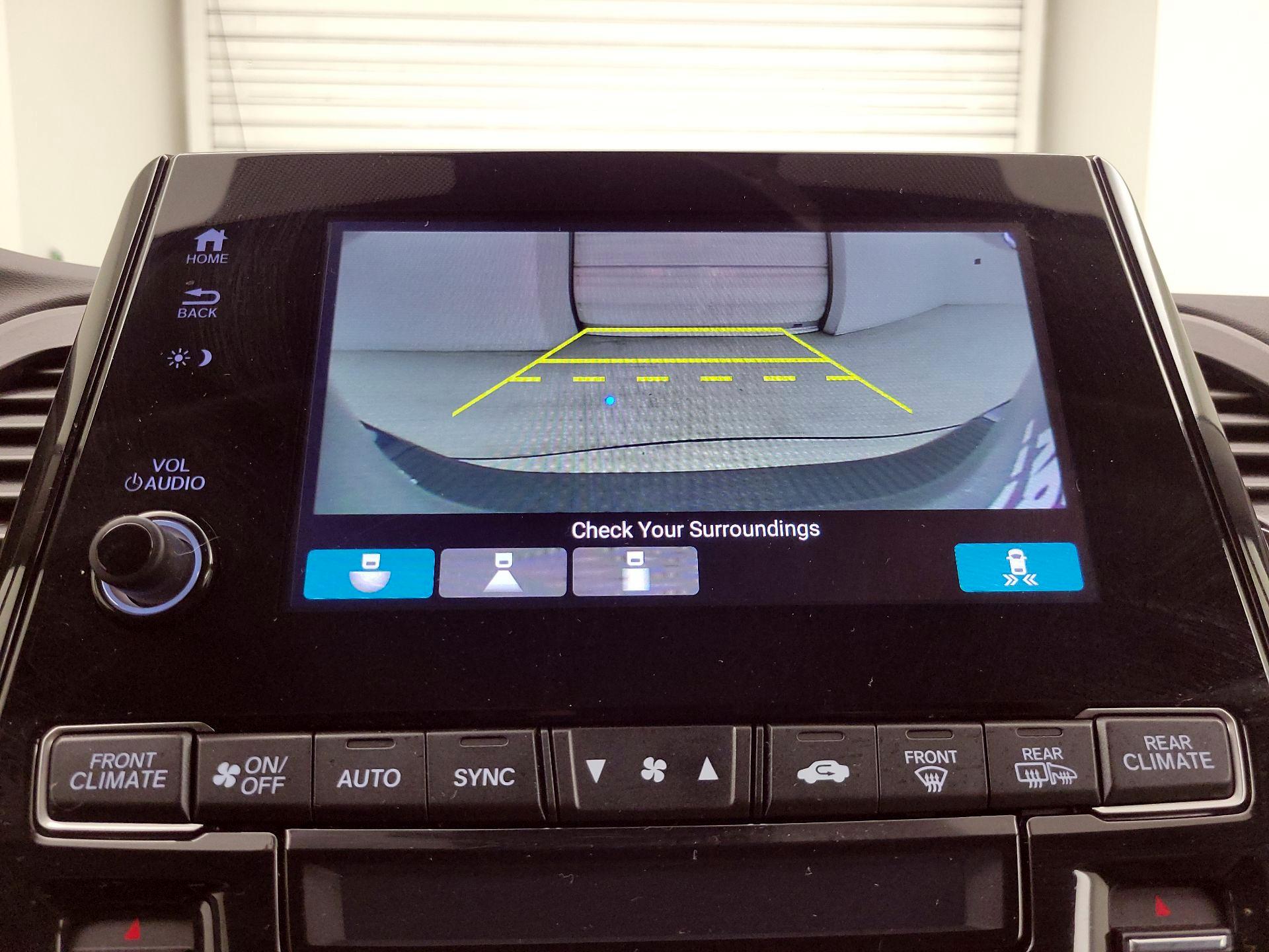 Thumbnail: 2022 Honda Odyssey - 14