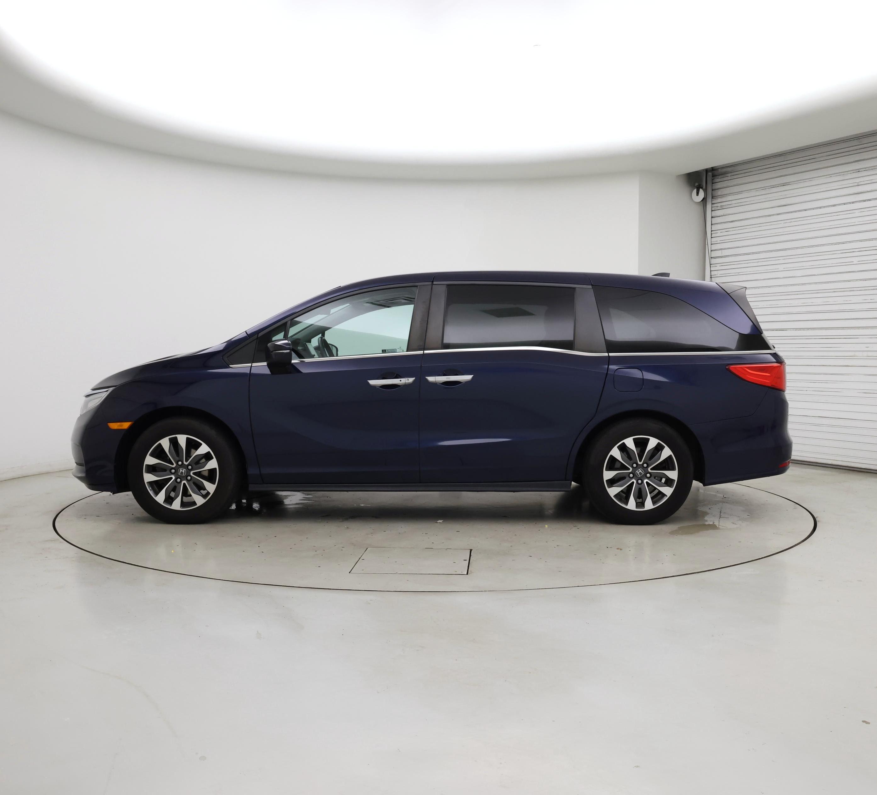 Thumbnail: 2022 Honda Odyssey - 3