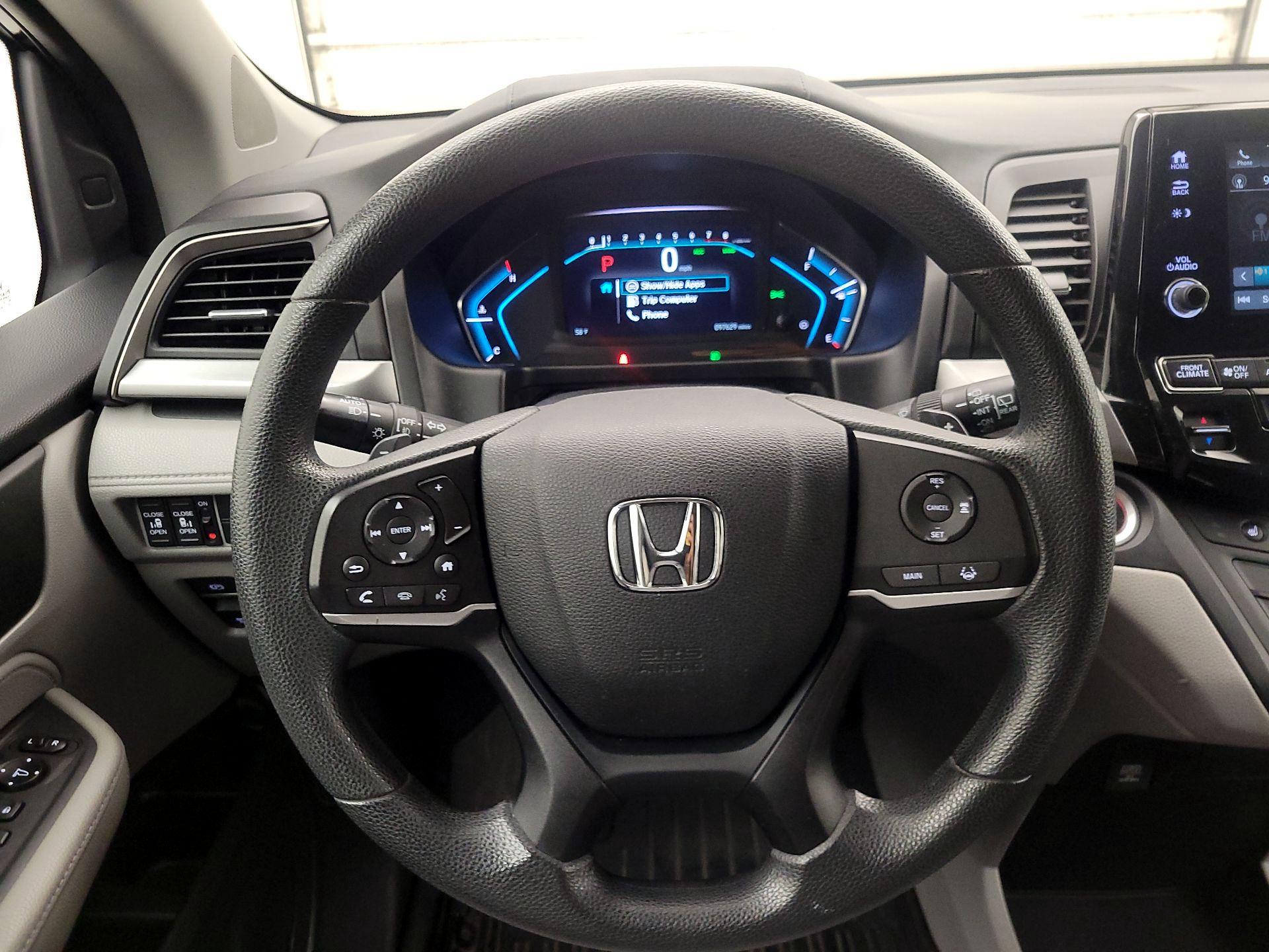 Thumbnail: 2018 Honda Odyssey - 10