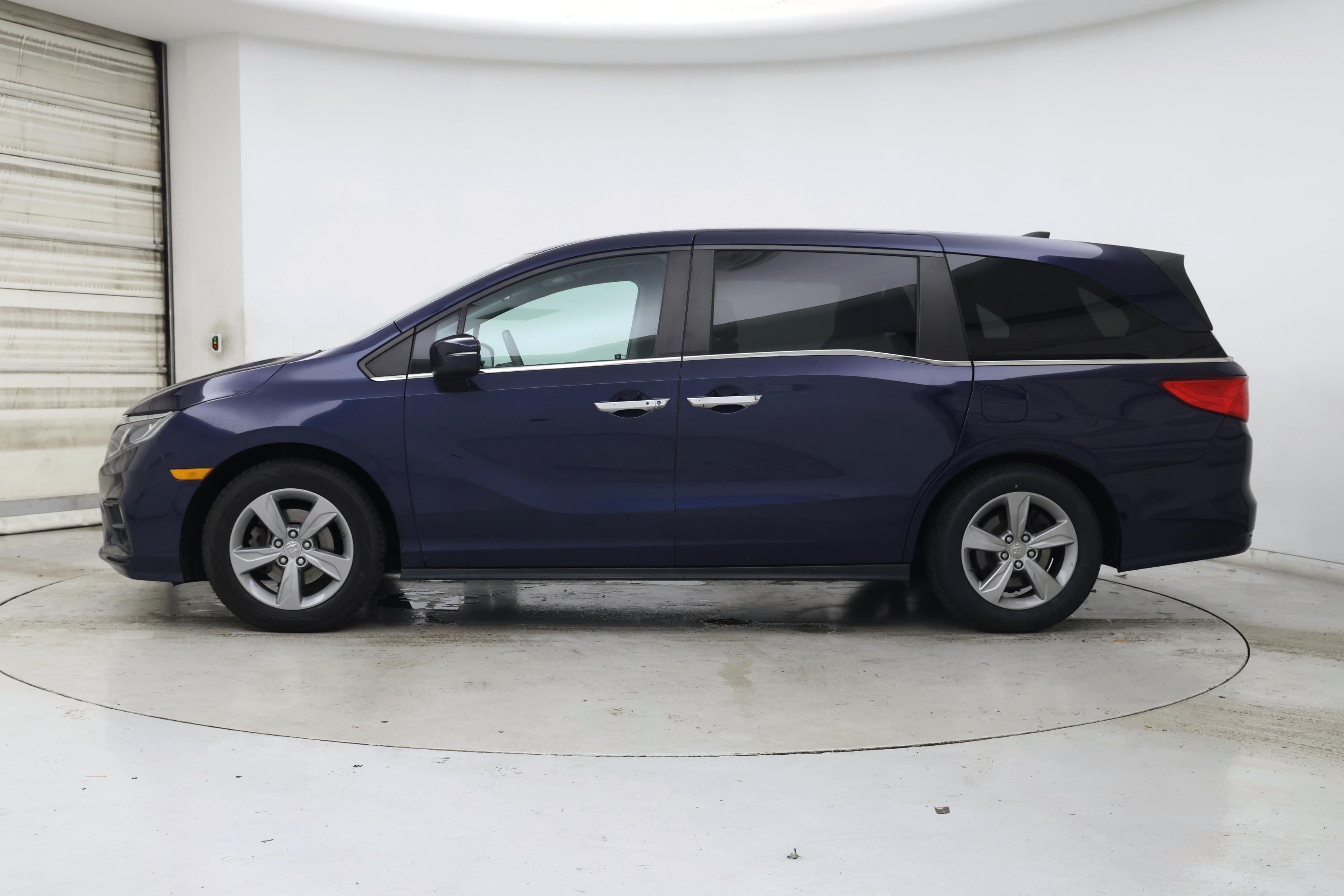 Thumbnail: 2018 Honda Odyssey - 3