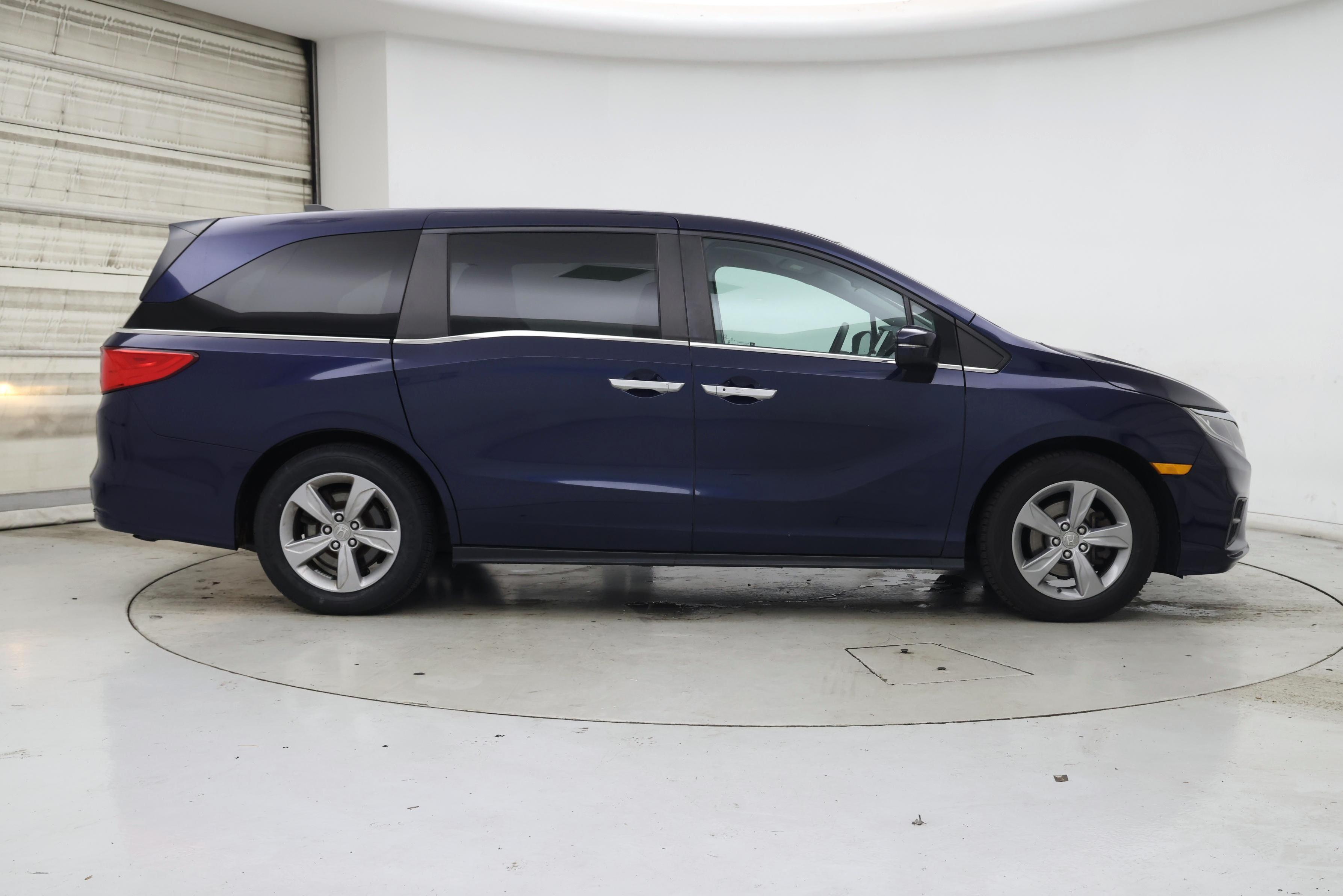 Thumbnail: 2018 Honda Odyssey - 7