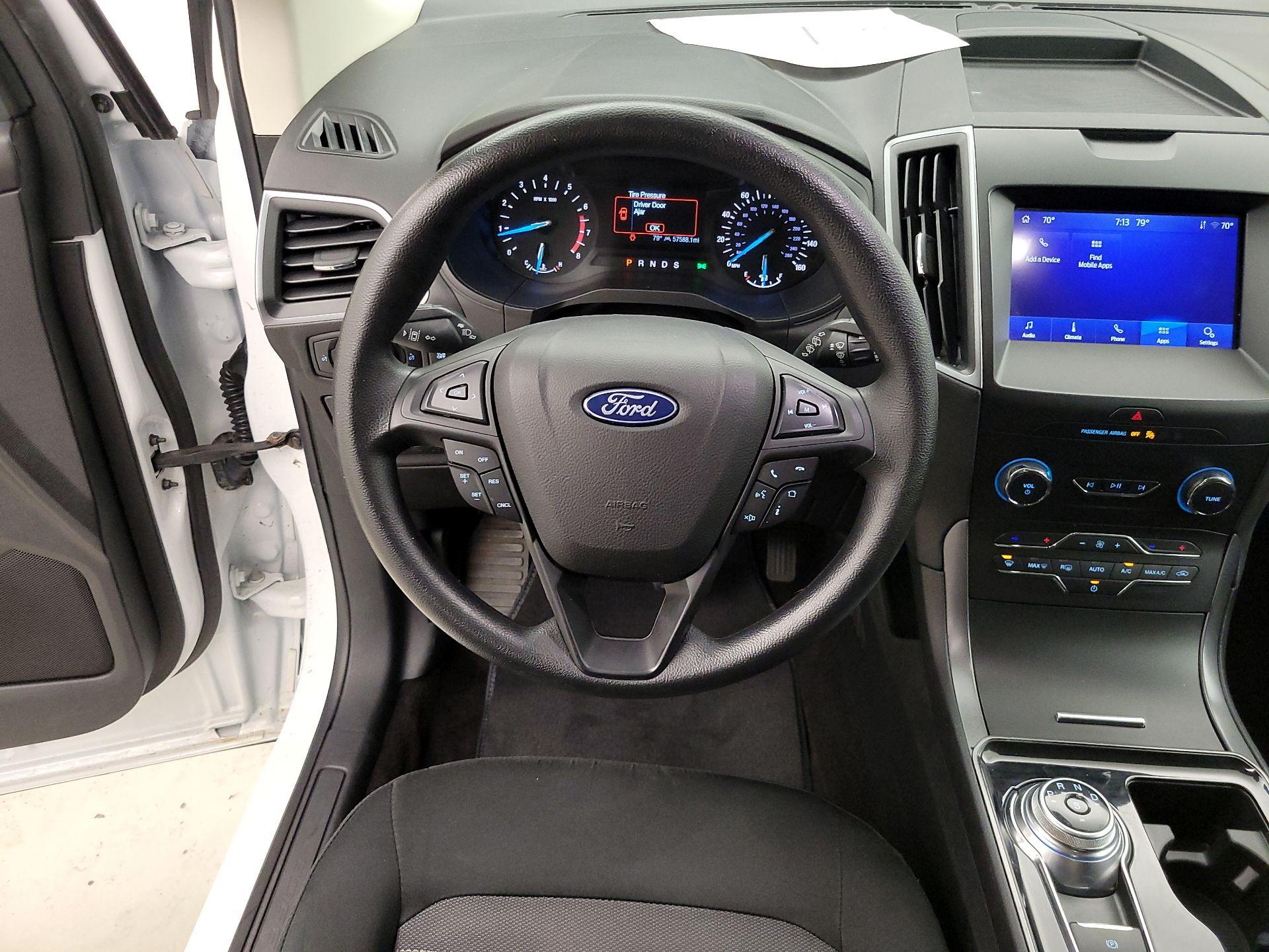 Thumbnail: 2020 Ford Edge - 10
