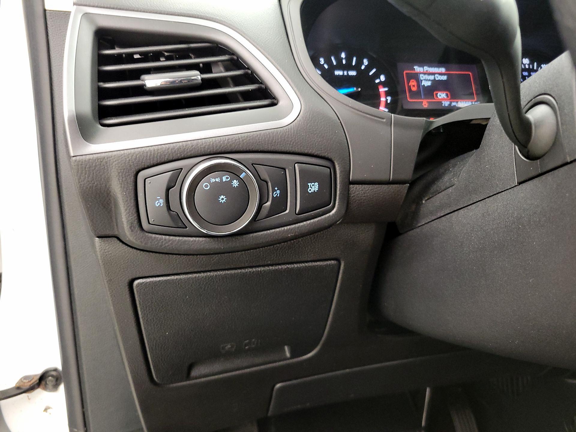 Thumbnail: 2020 Ford Edge - 13