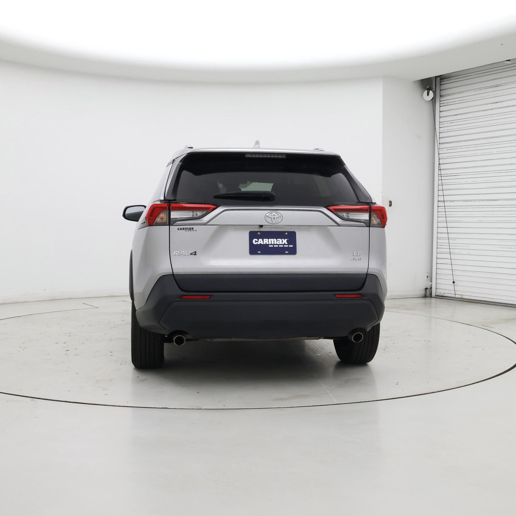 Thumbnail: 2021 Toyota RAV4 - 6