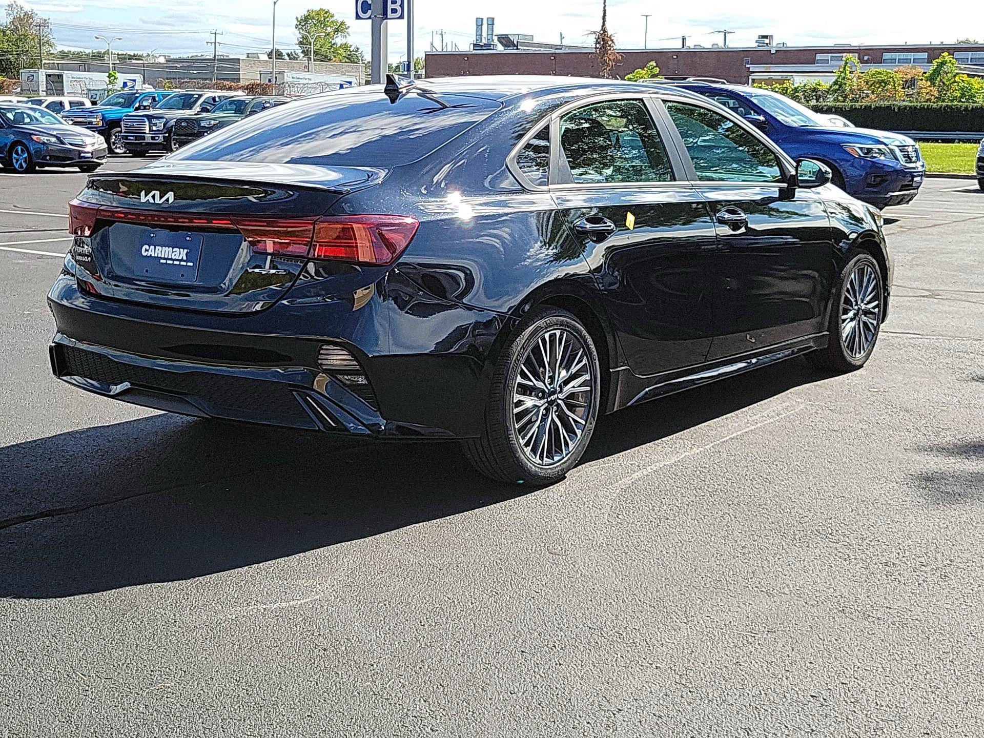 Thumbnail: 2023 Kia Forte - 5