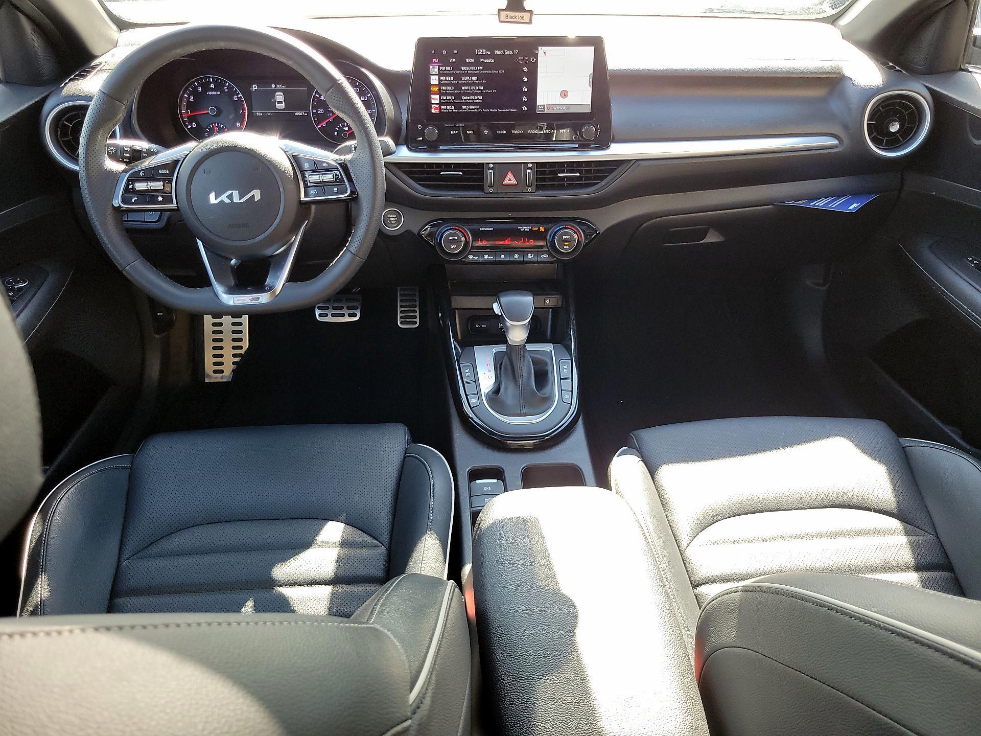 Thumbnail: 2023 Kia Forte - 8