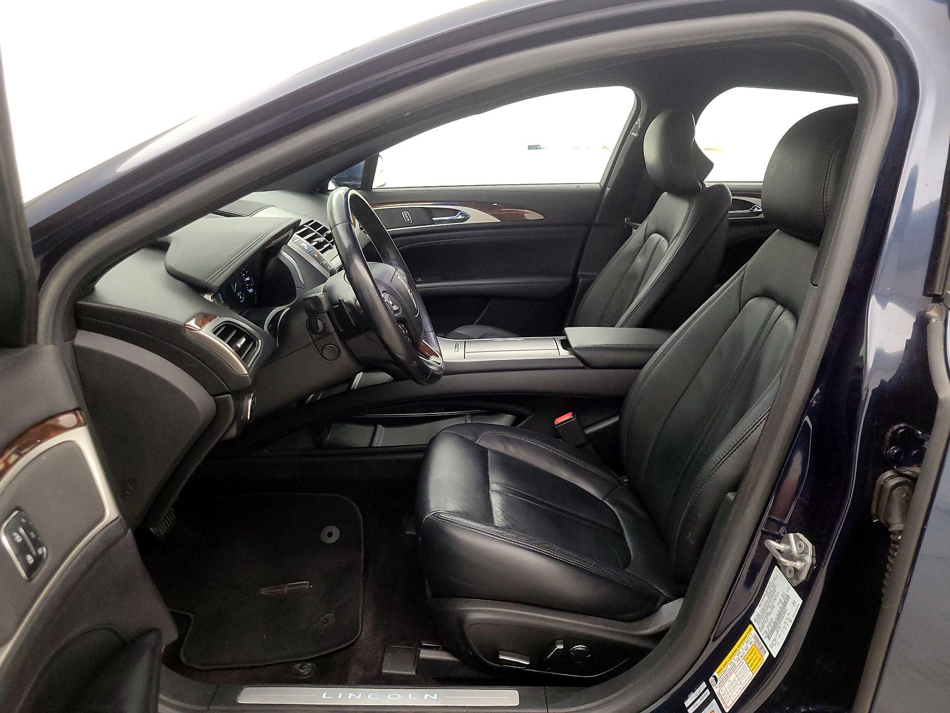 Thumbnail: 2017 Lincoln MKZ - 11