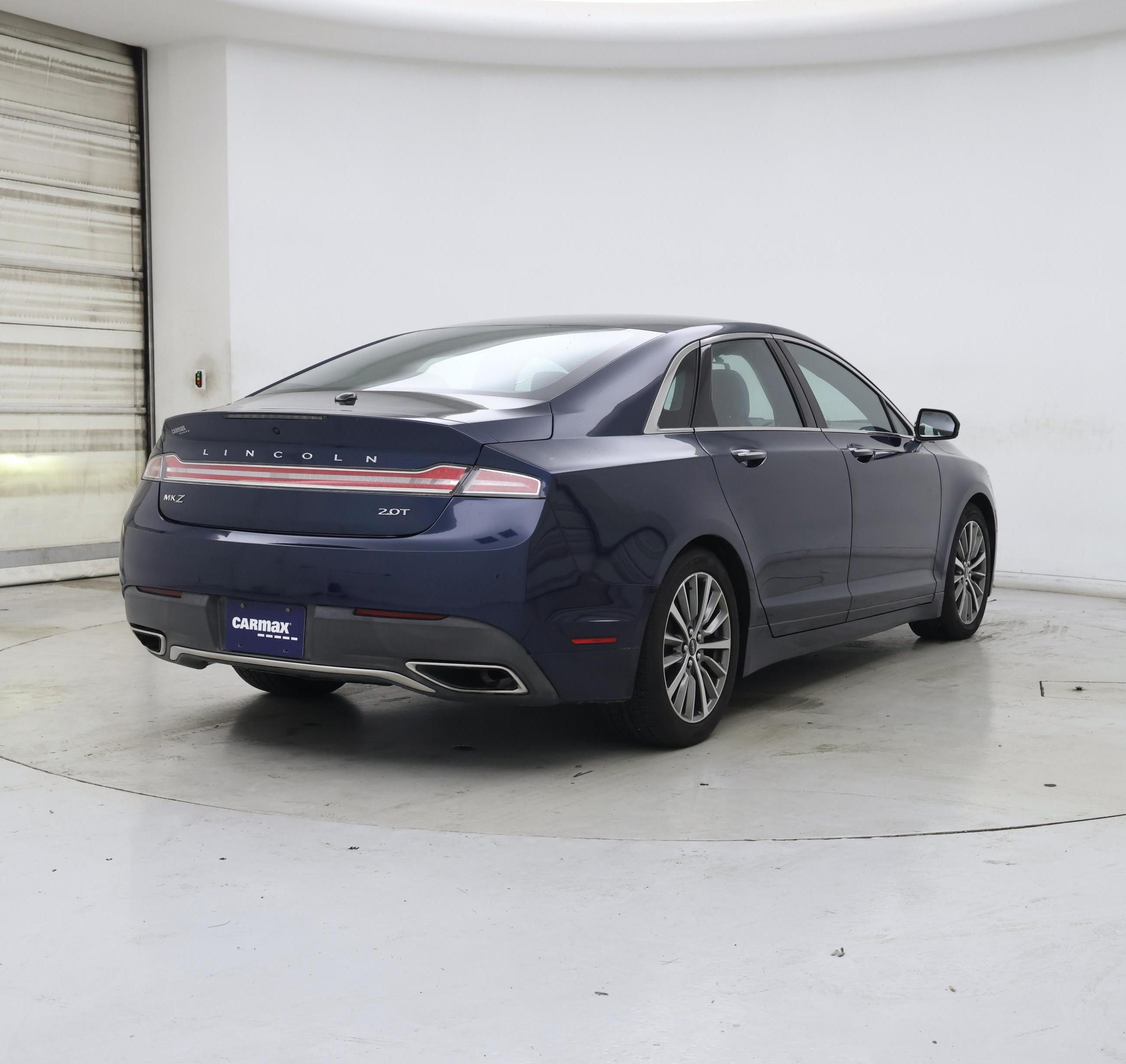 Thumbnail: 2017 Lincoln MKZ - 8